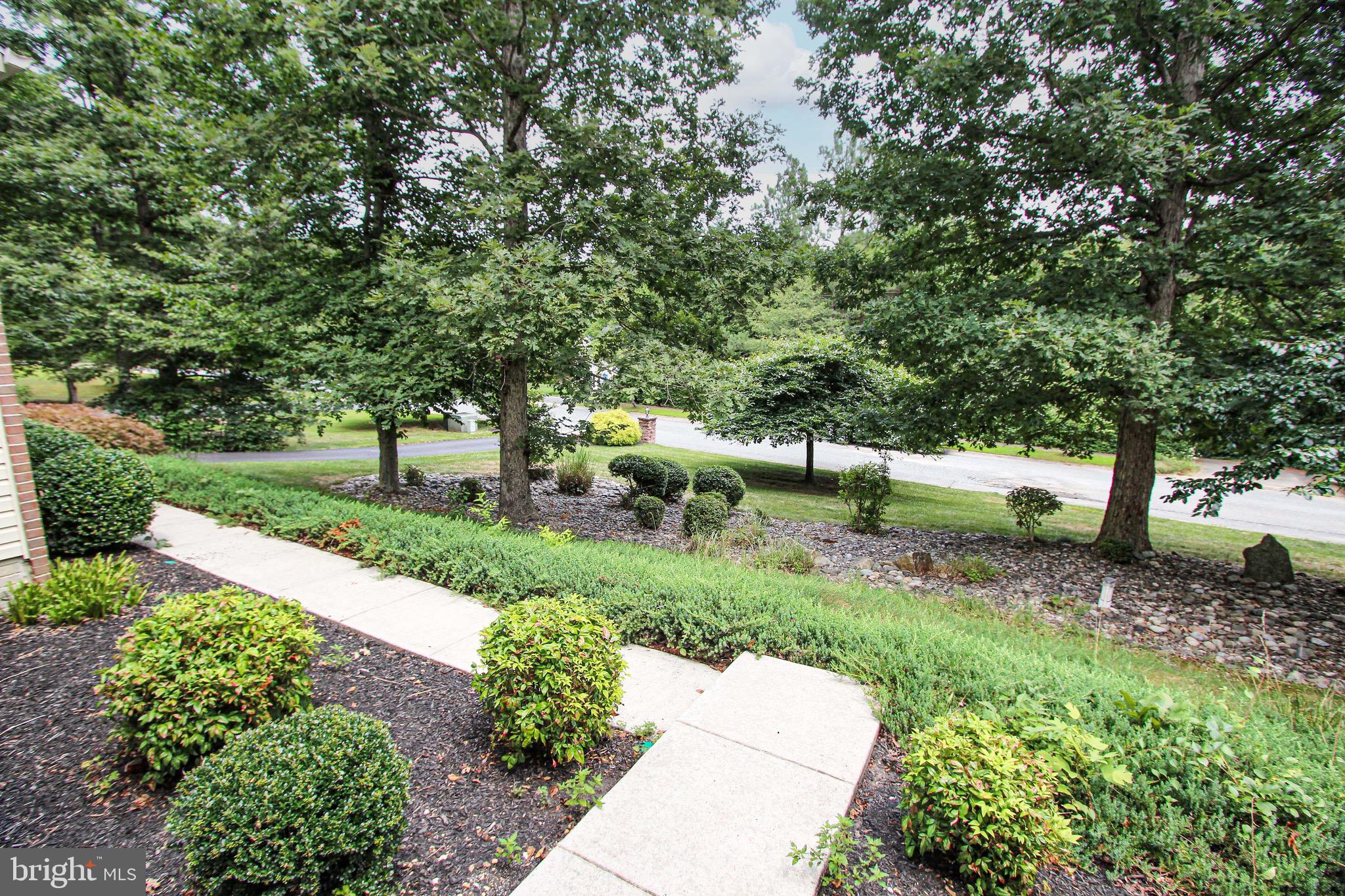 FOREST KNOLL - Residential