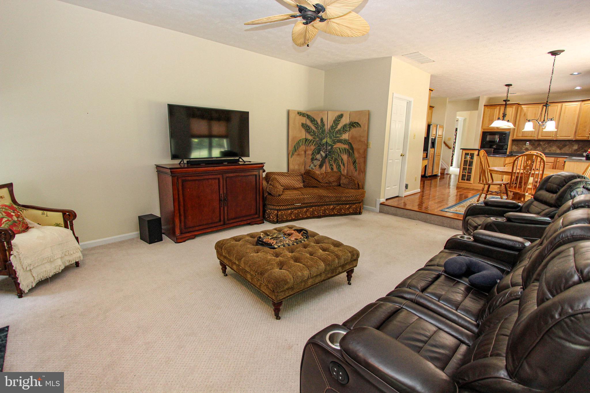 FOREST KNOLL - Residential