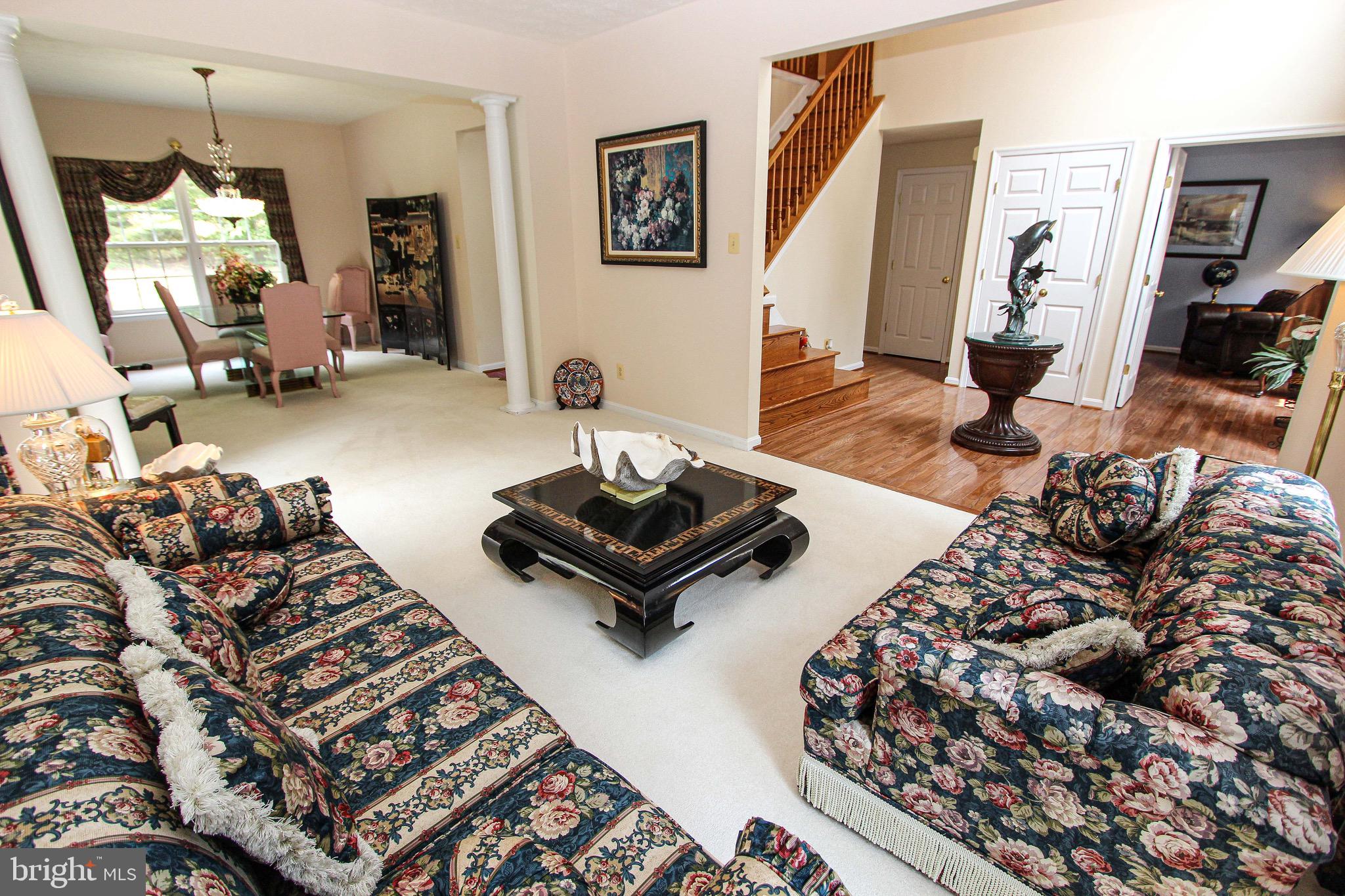 FOREST KNOLL - Residential