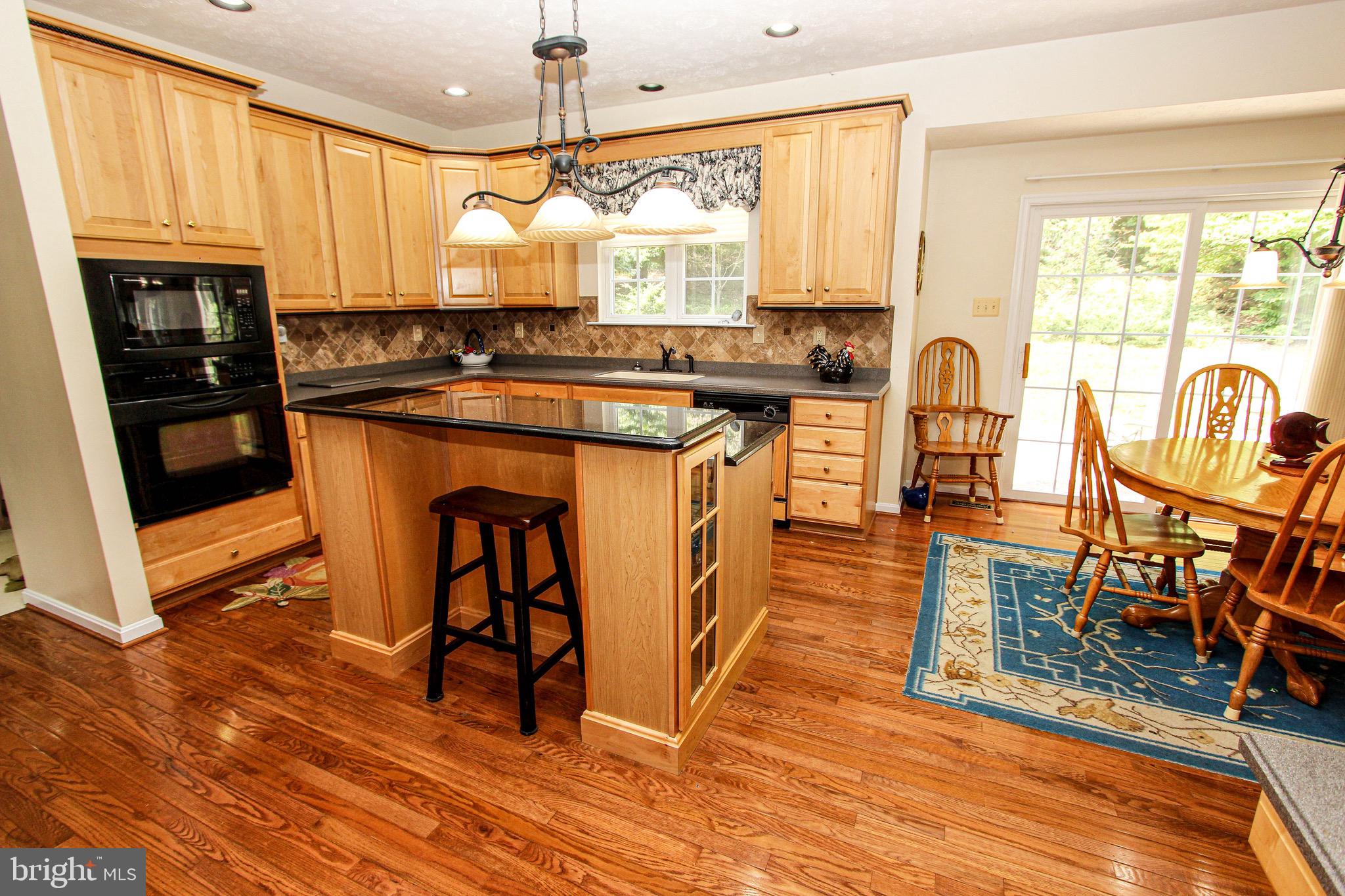 FOREST KNOLL - Residential