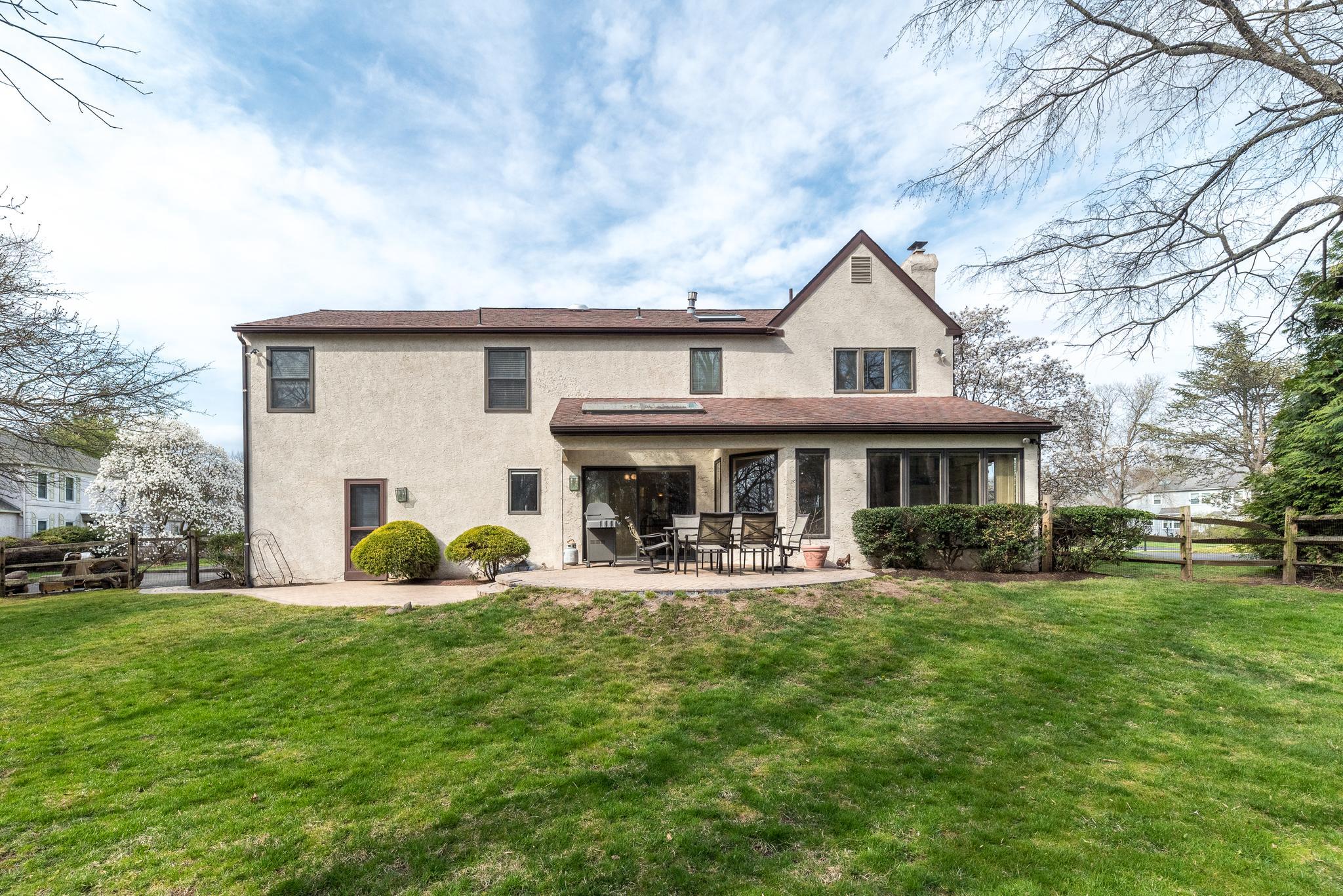 DUBLIN CHASE - Residential