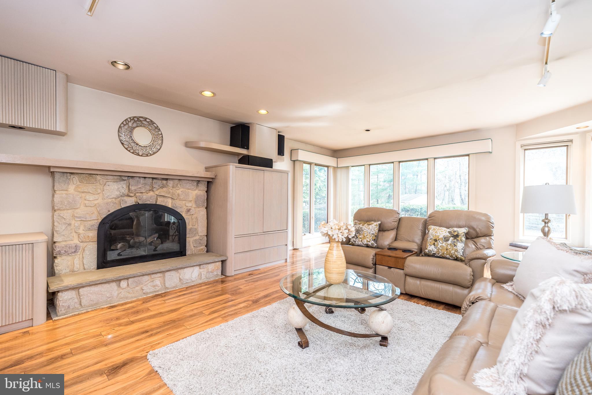 DUBLIN CHASE - Residential