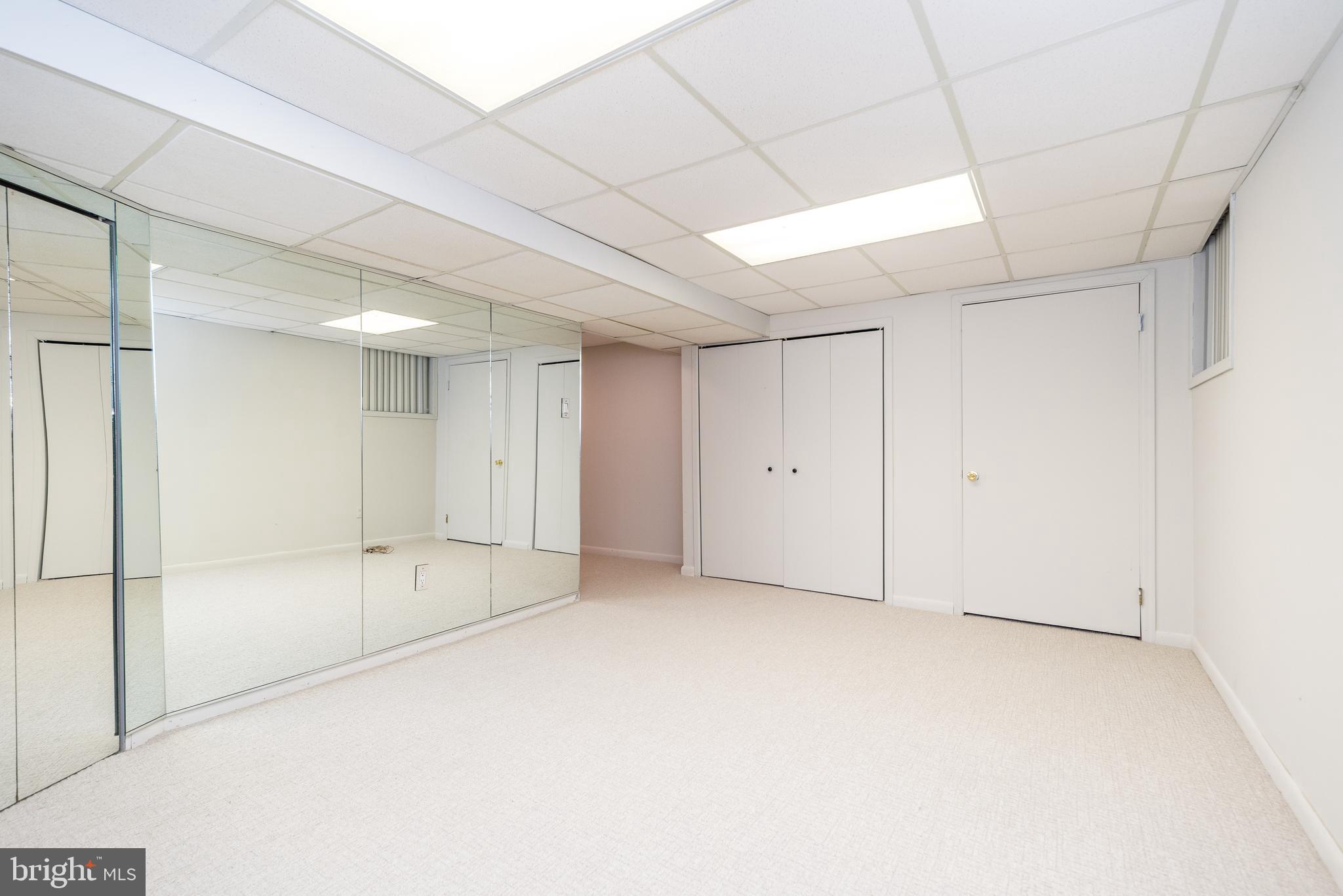 DUBLIN CHASE - Residential