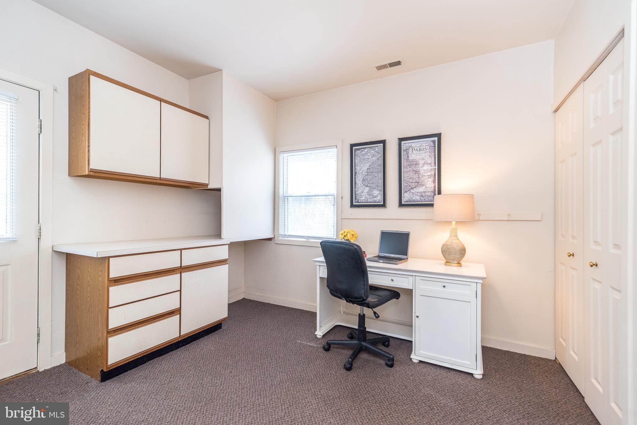 DUBLIN CHASE - Residential