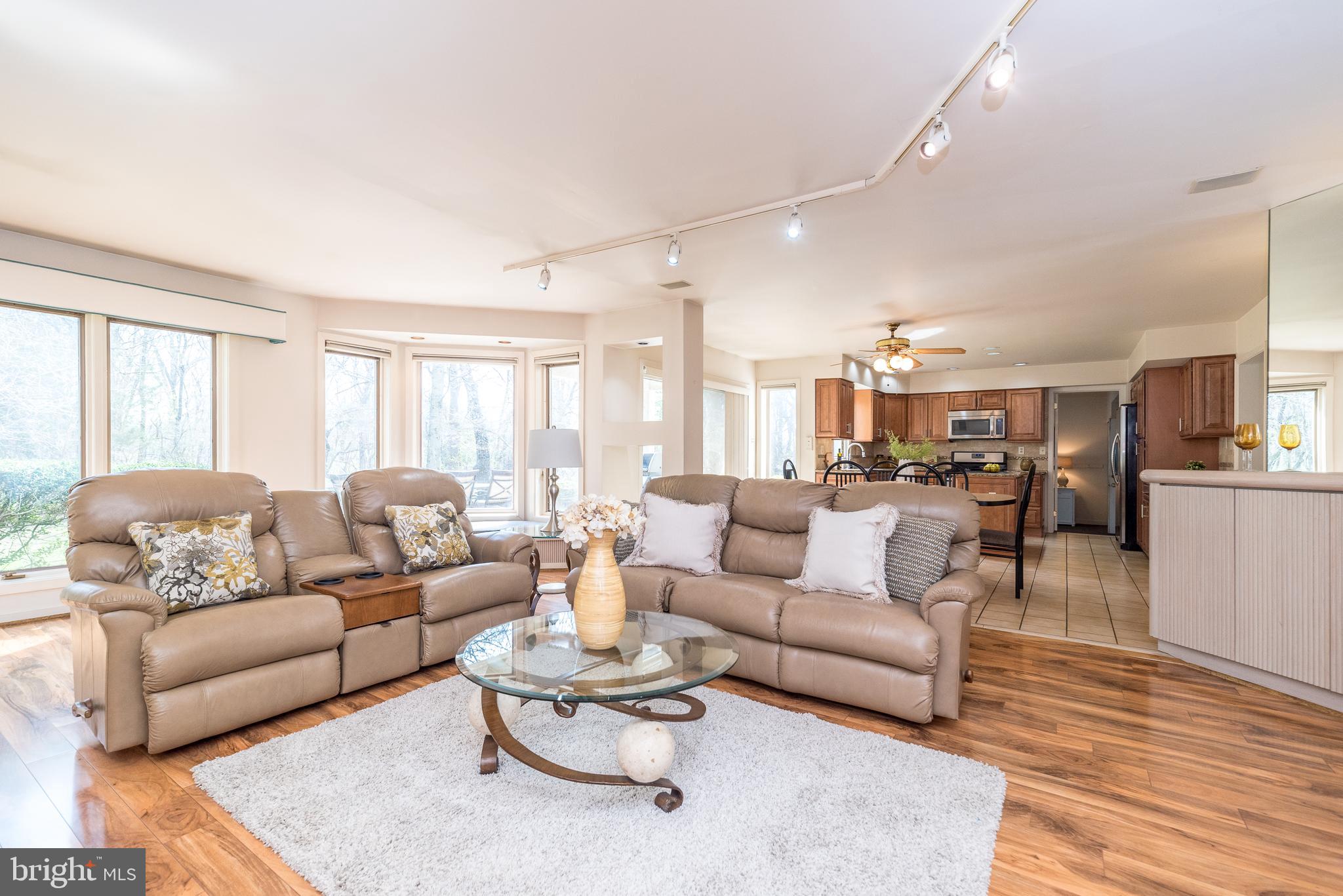 DUBLIN CHASE - Residential