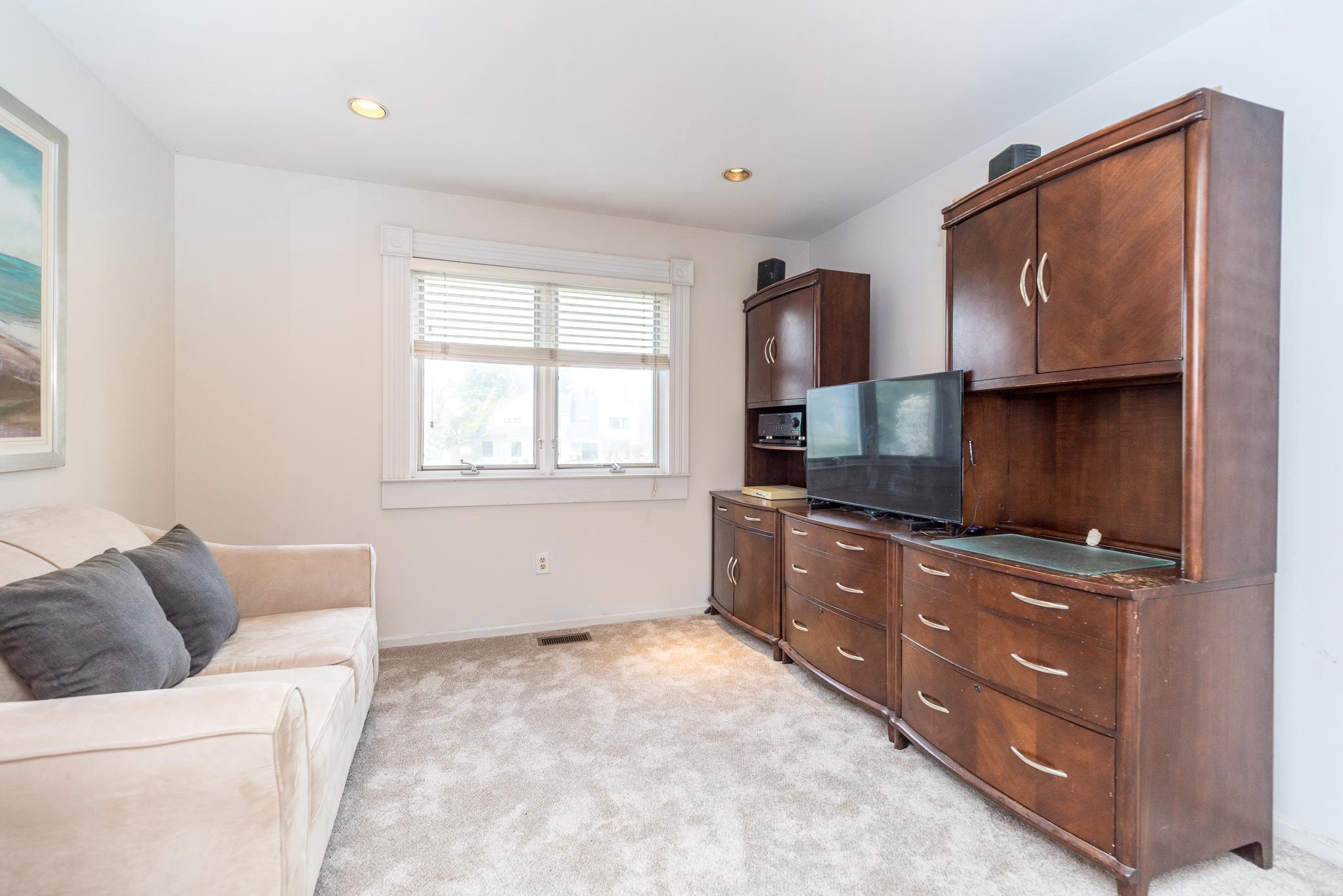 DUBLIN CHASE - Residential