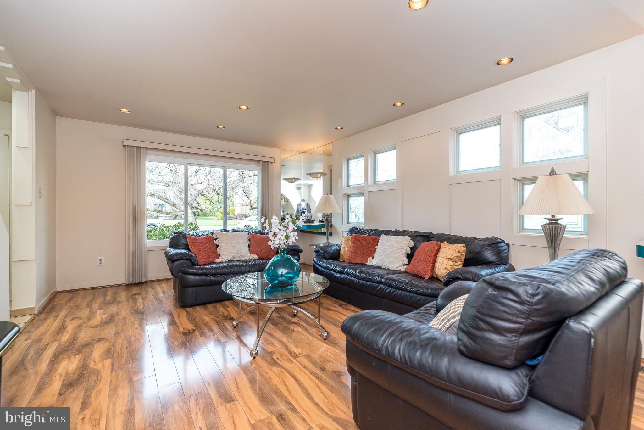 DUBLIN CHASE - Residential