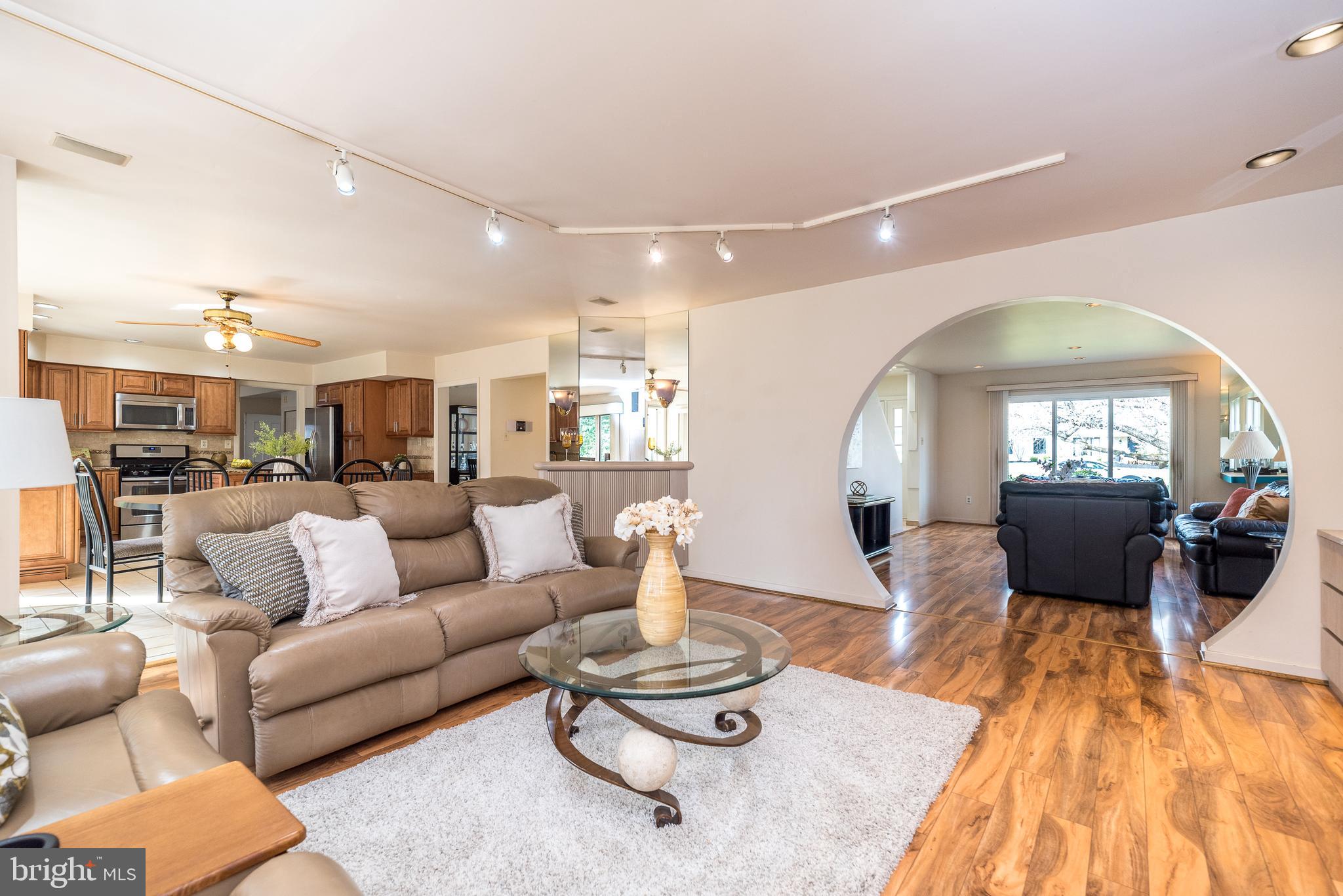 DUBLIN CHASE - Residential