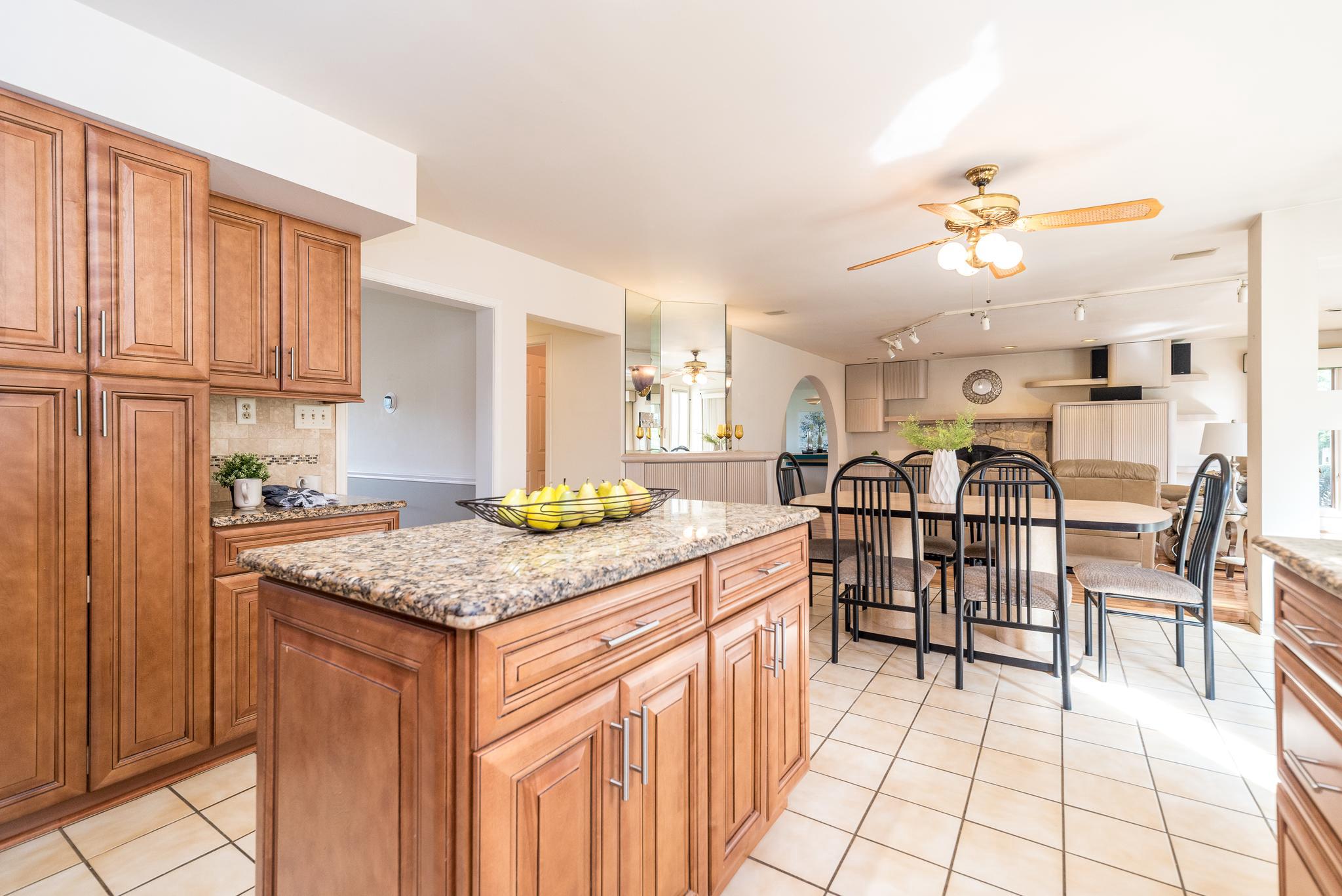 DUBLIN CHASE - Residential