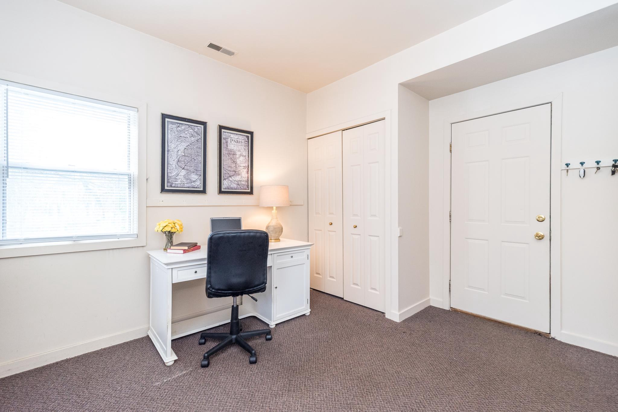 DUBLIN CHASE - Residential