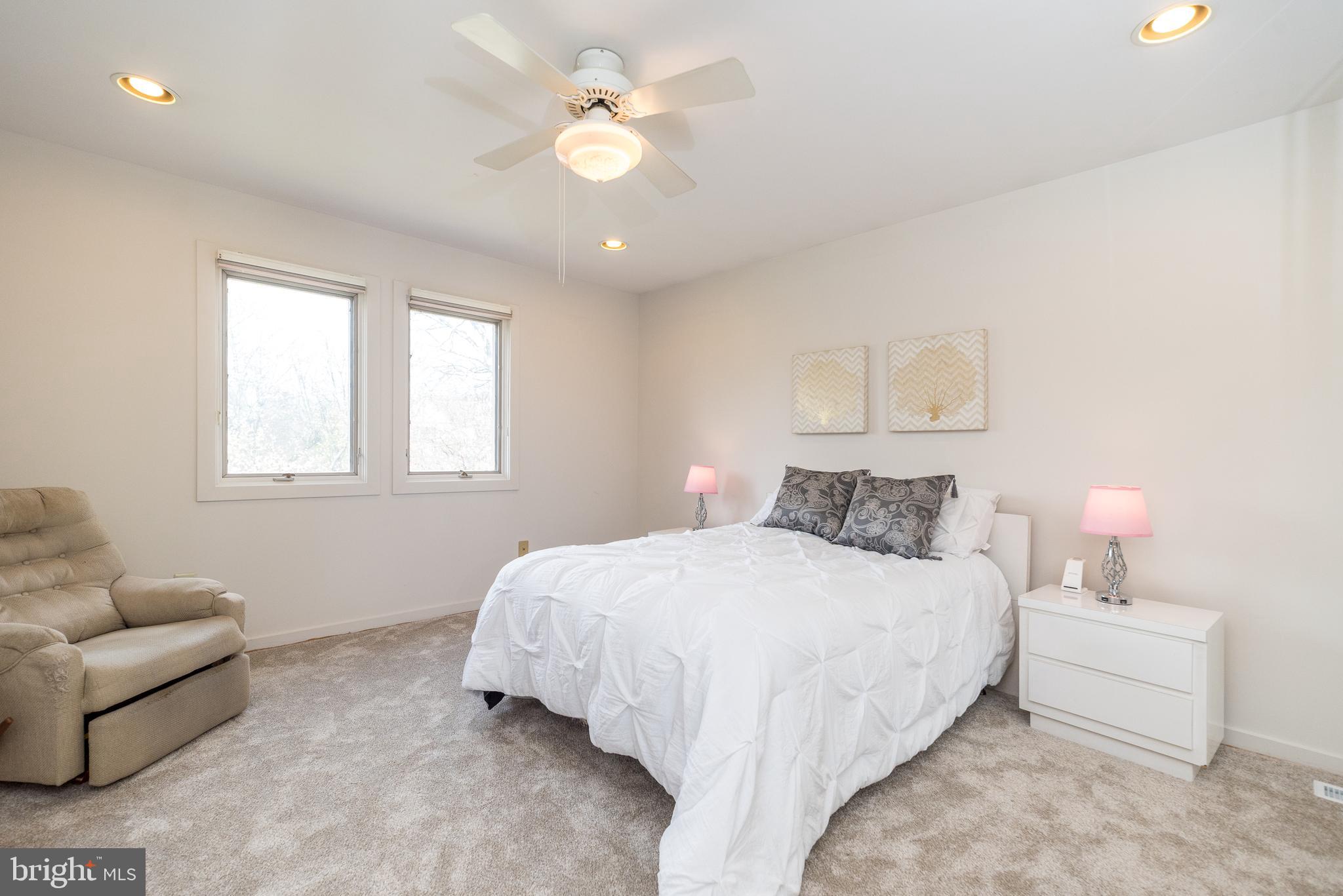 DUBLIN CHASE - Residential