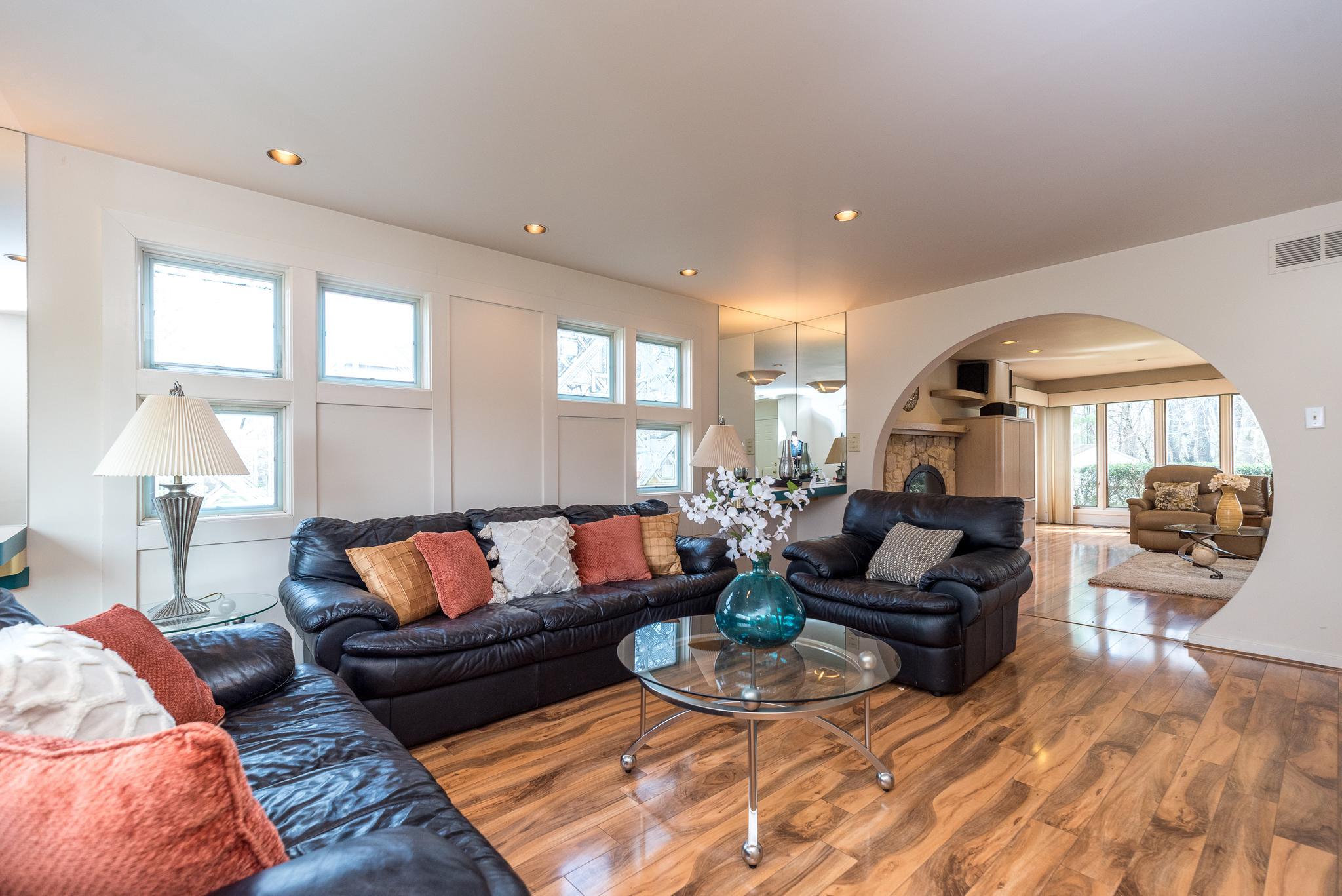 DUBLIN CHASE - Residential