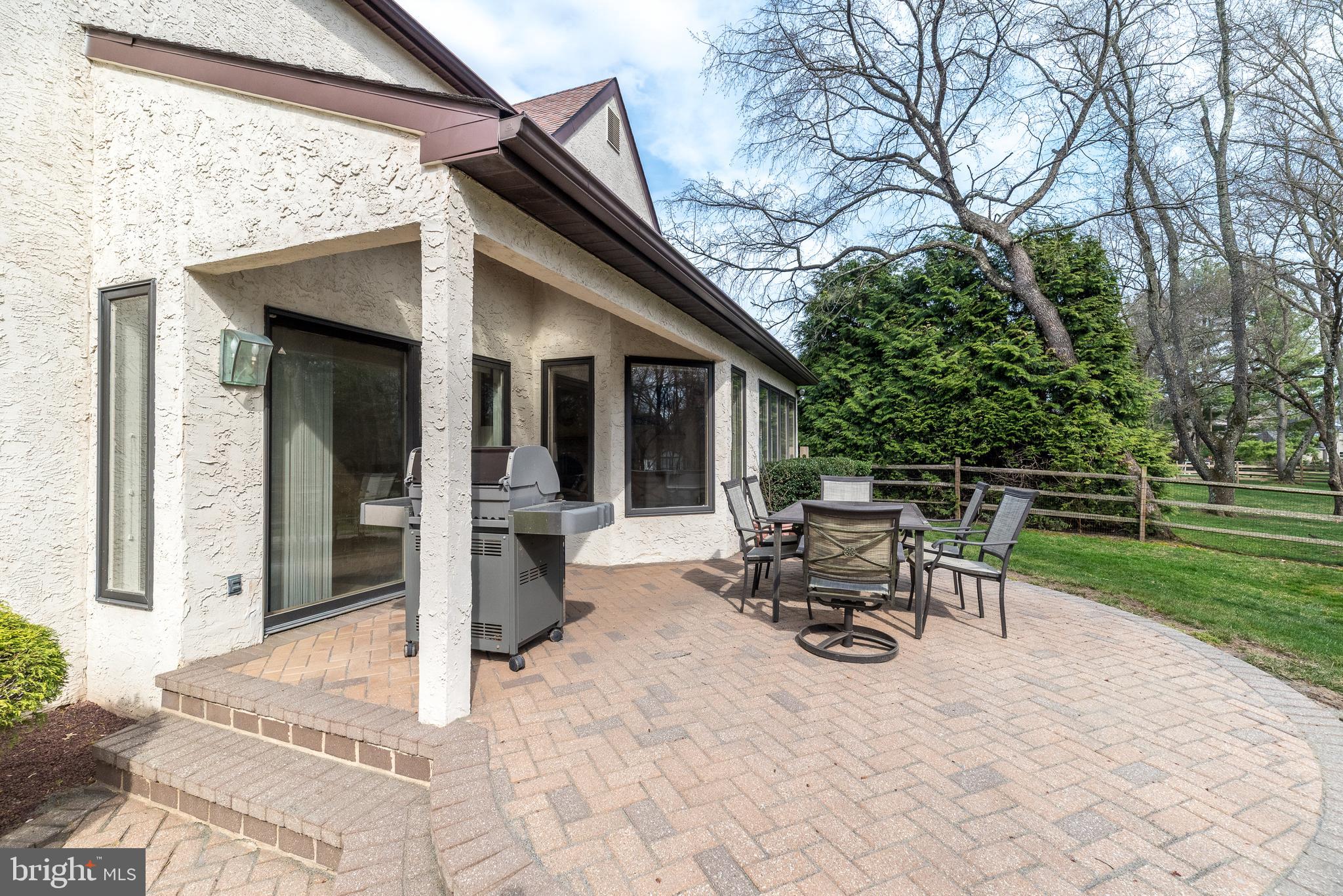 DUBLIN CHASE - Residential