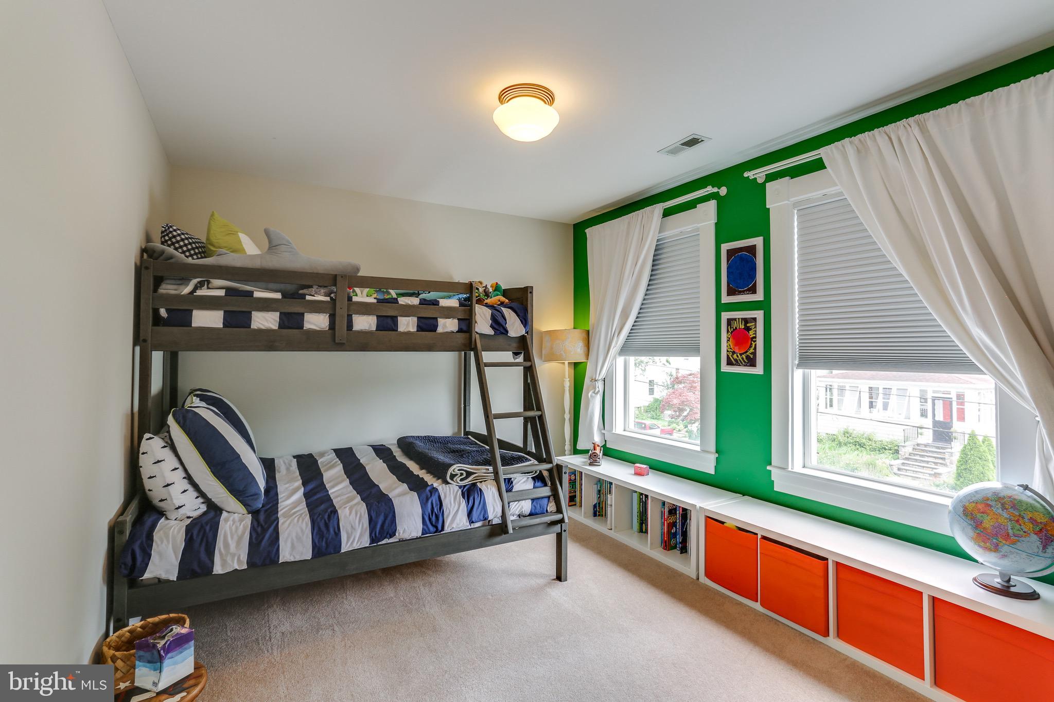 MURRAY HILL - Residential