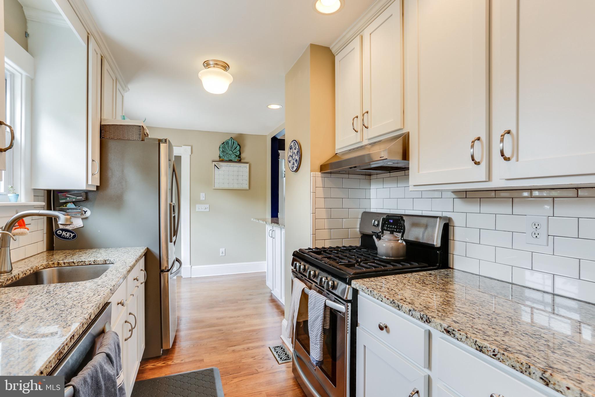 MURRAY HILL - Residential