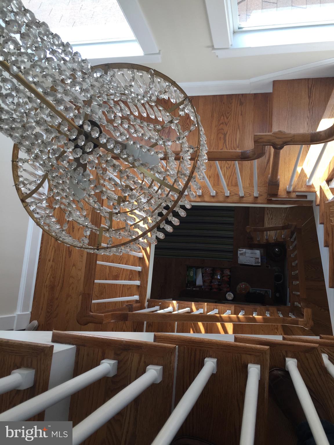 MURRAY HILL - Residential