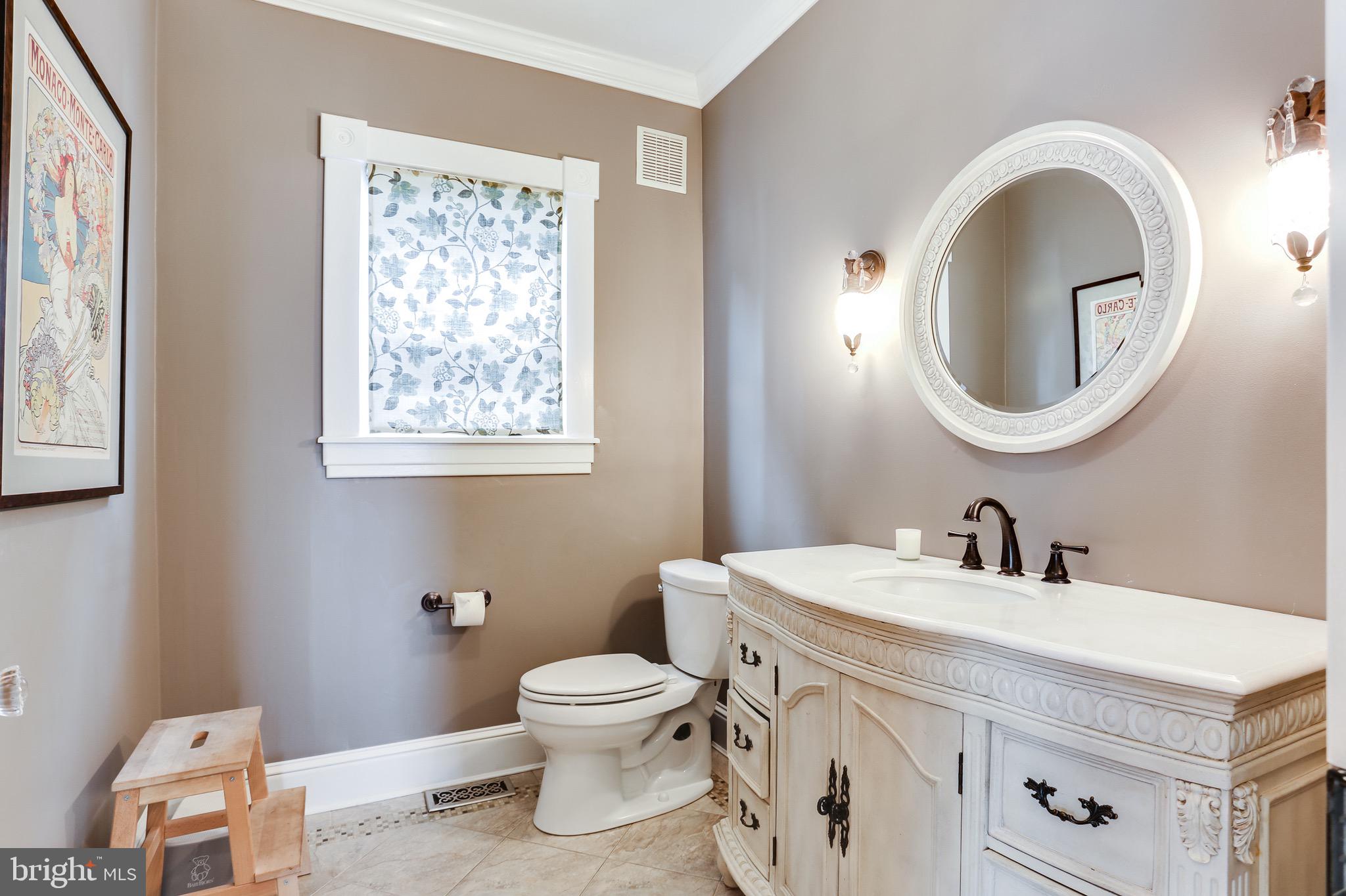 MURRAY HILL - Residential