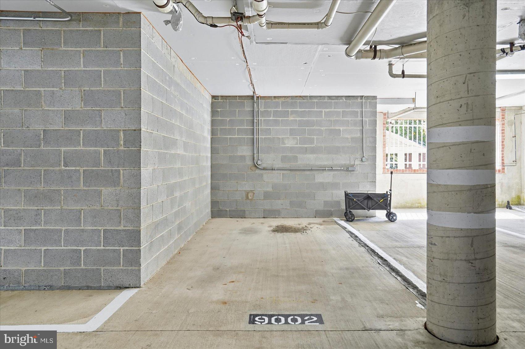 SPRING MILL CONDOMINIUM - Residential