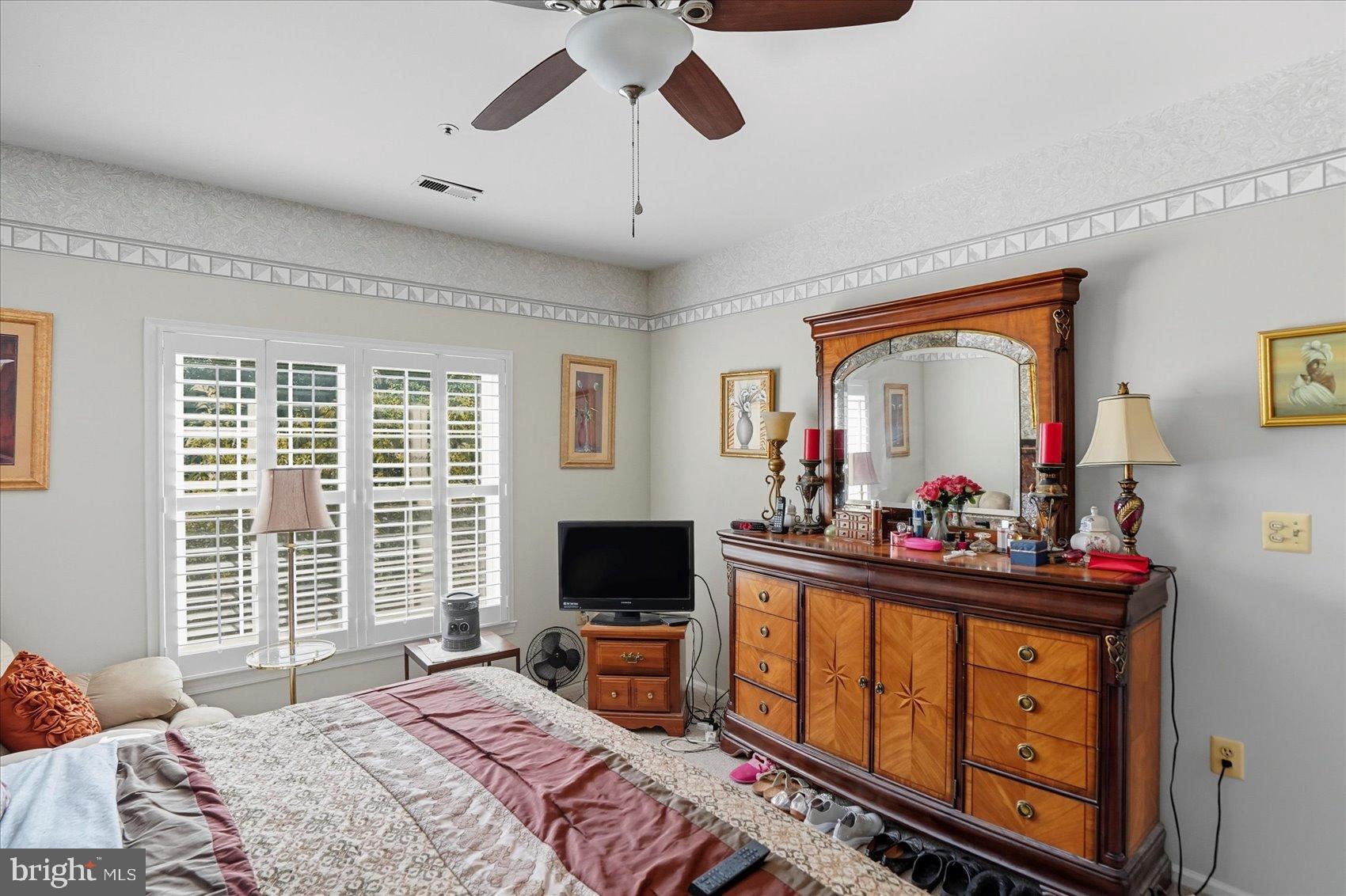 SPRING MILL CONDOMINIUM - Residential