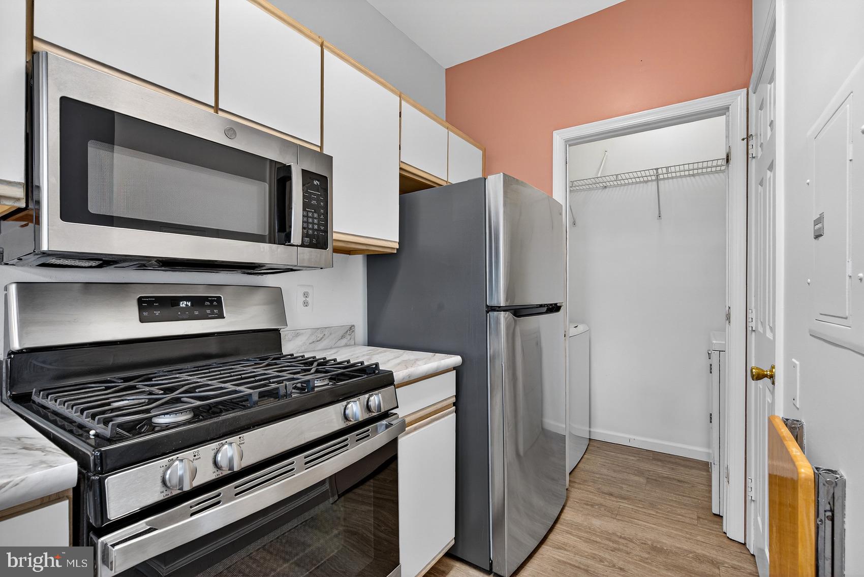 SPRING MILL CONDOMINIUM - Residential