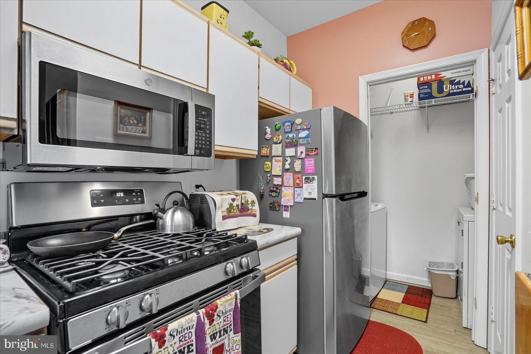 SPRING MILL CONDOMINIUM - Residential