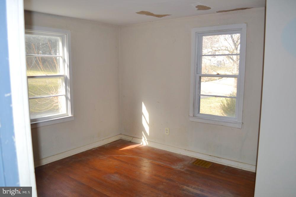 LONGSWAMP TWP - Residential