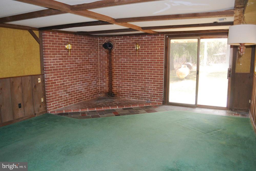 LONGSWAMP TWP - Residential