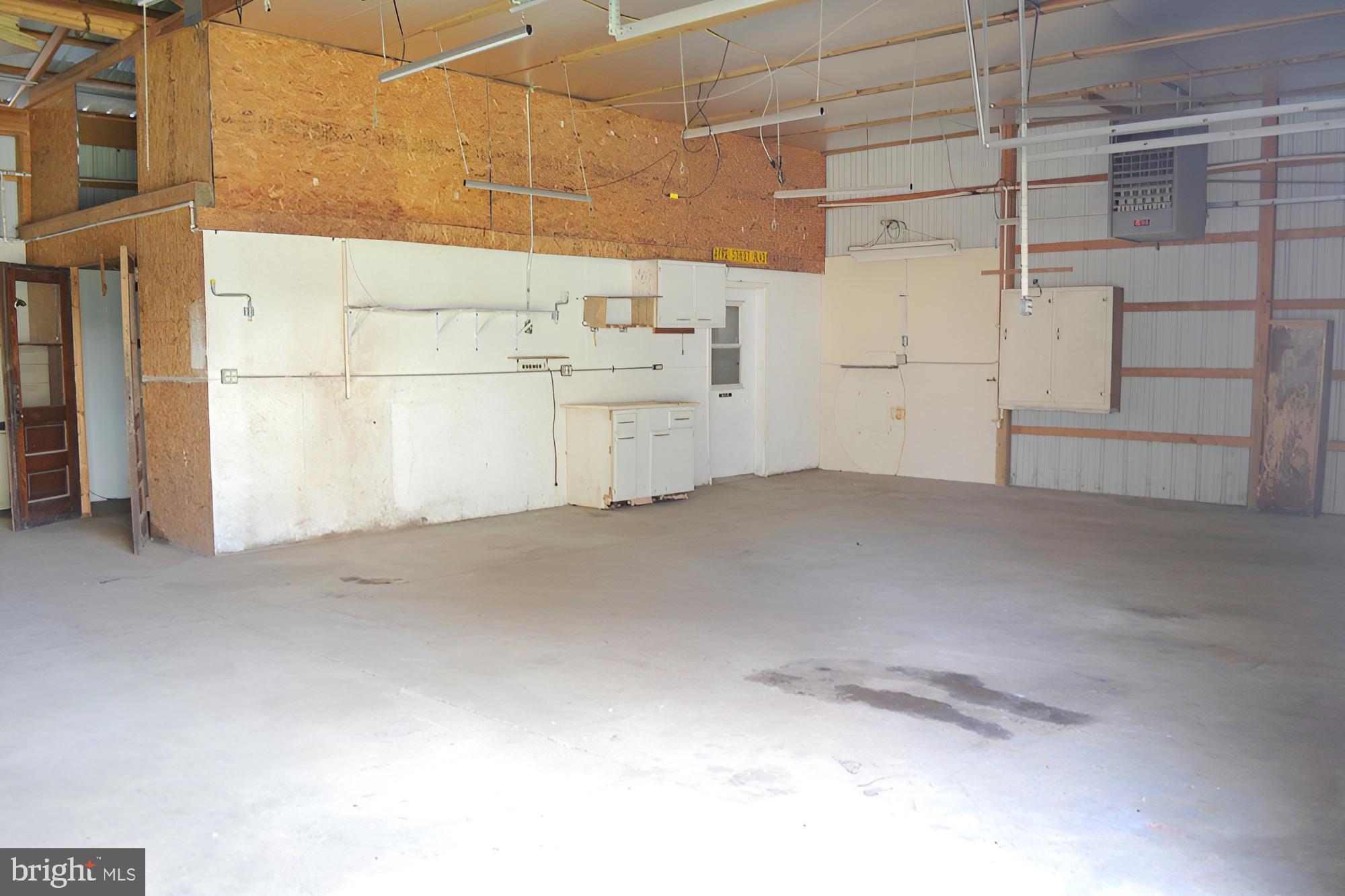 LONGSWAMP TWP - Residential