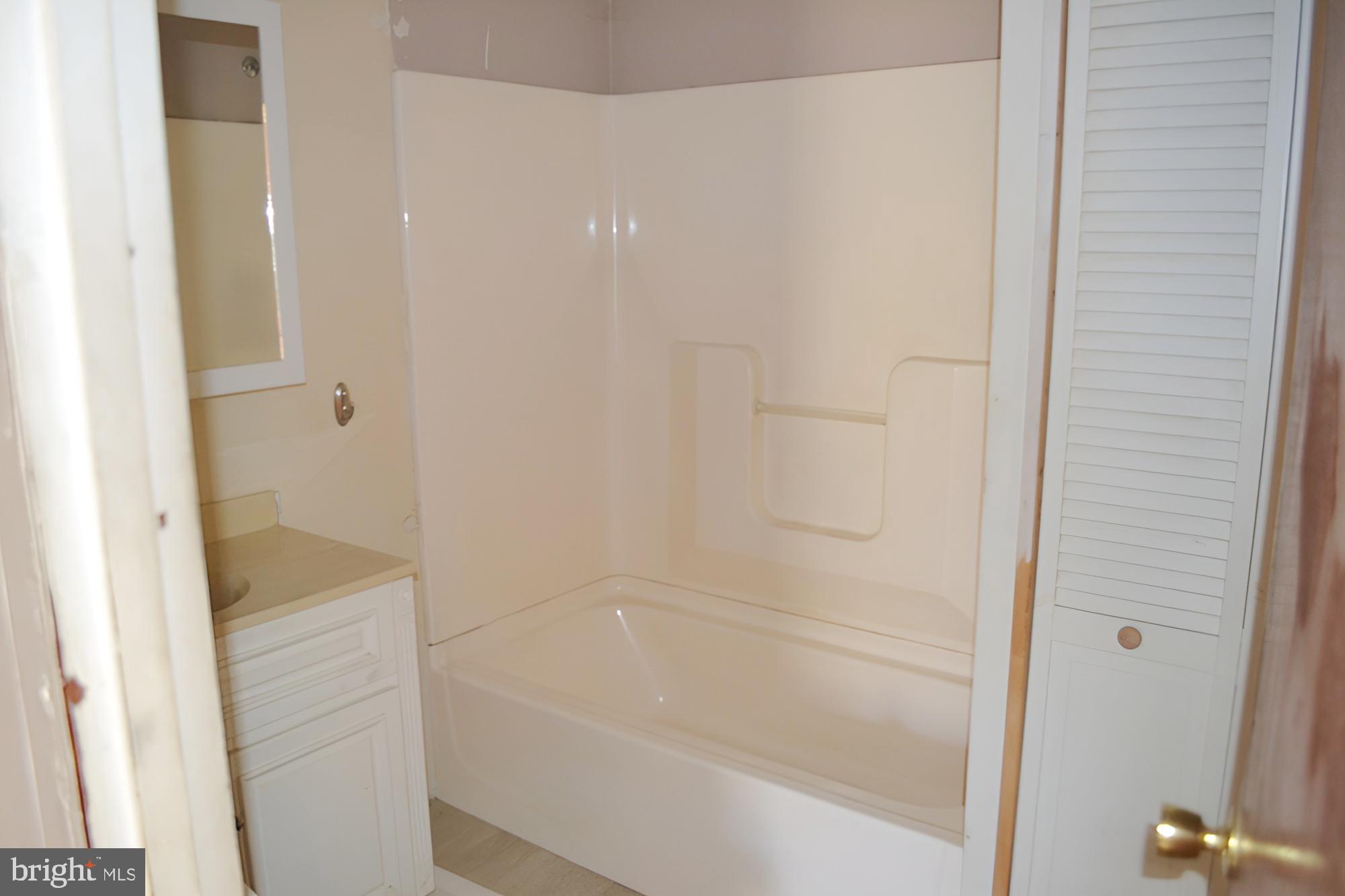 LONGSWAMP TWP - Residential