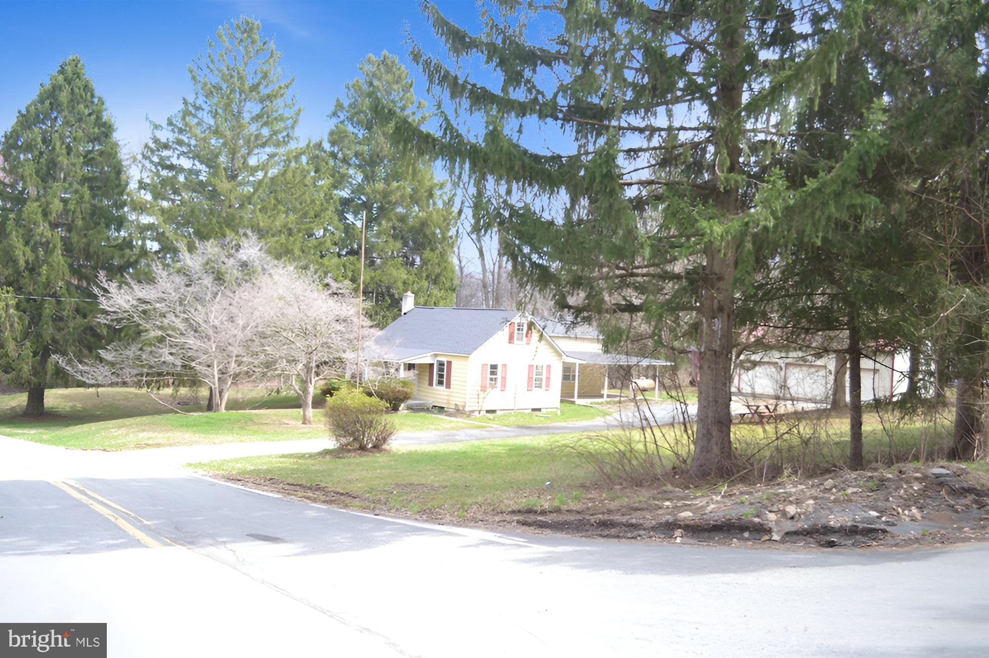 LONGSWAMP TWP - Residential