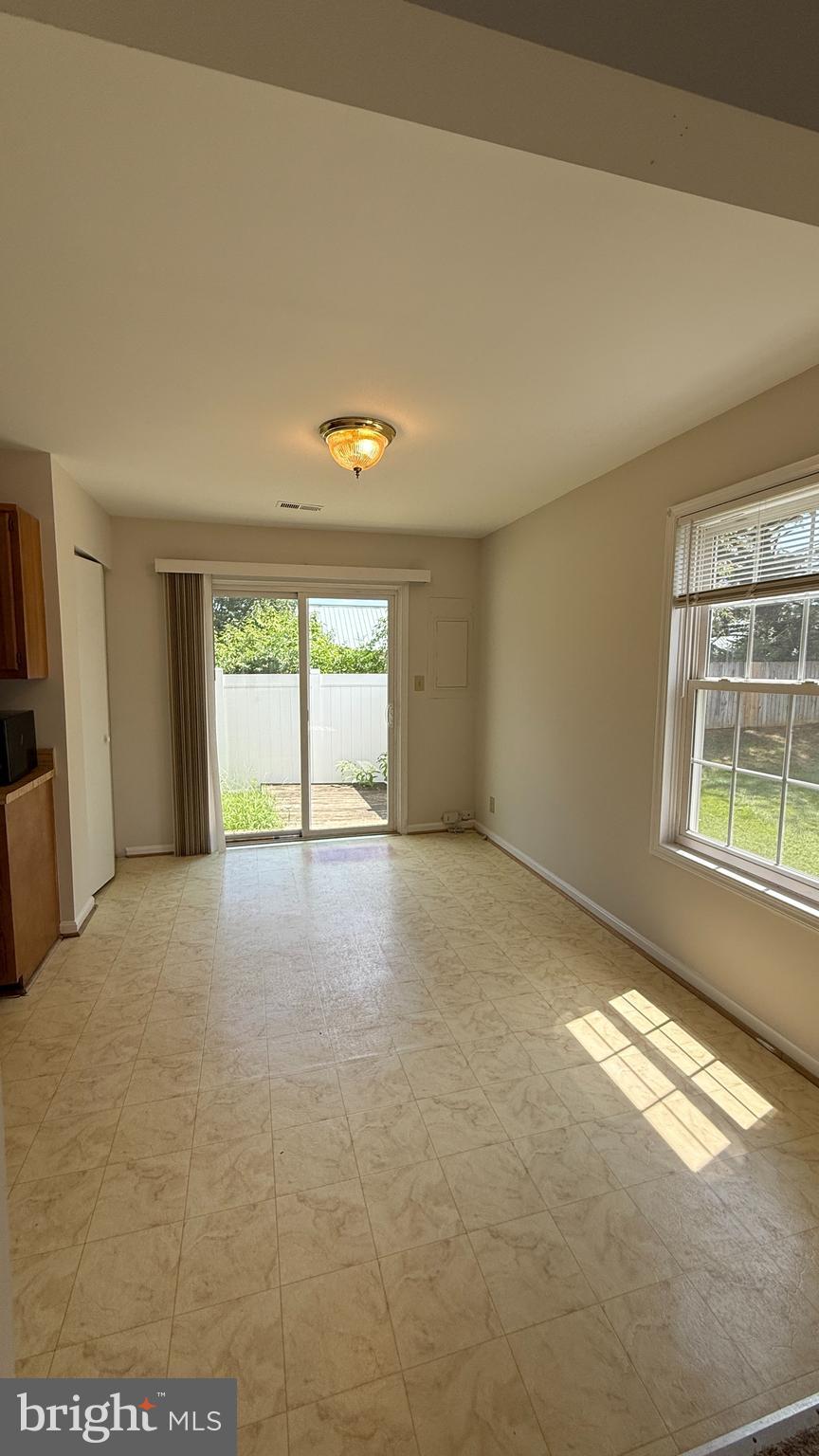 200 SURRY LANE 118