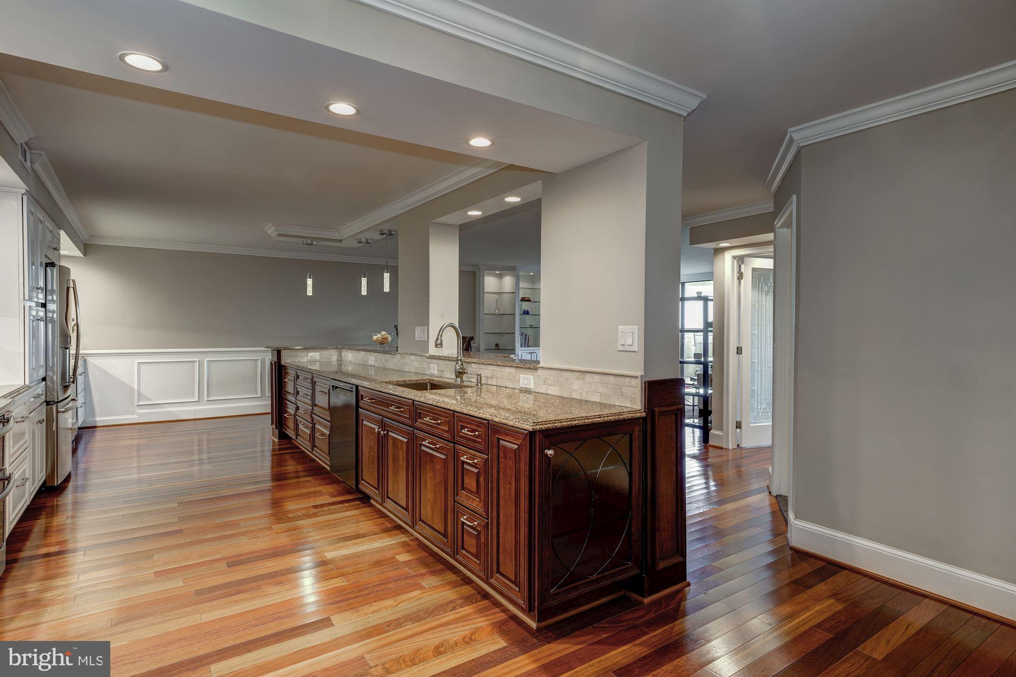 ARLINGTON RIDGE - Residential Lease