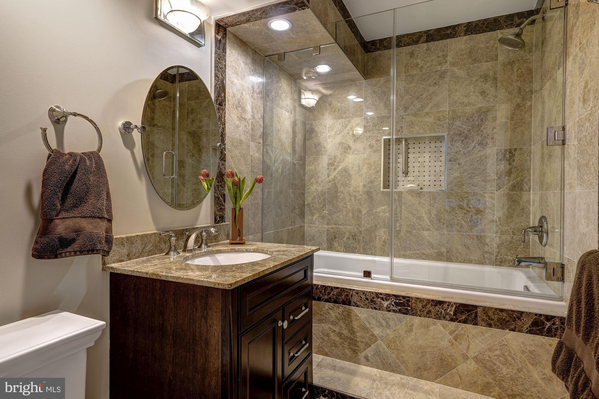 ARLINGTON RIDGE - Residential Lease