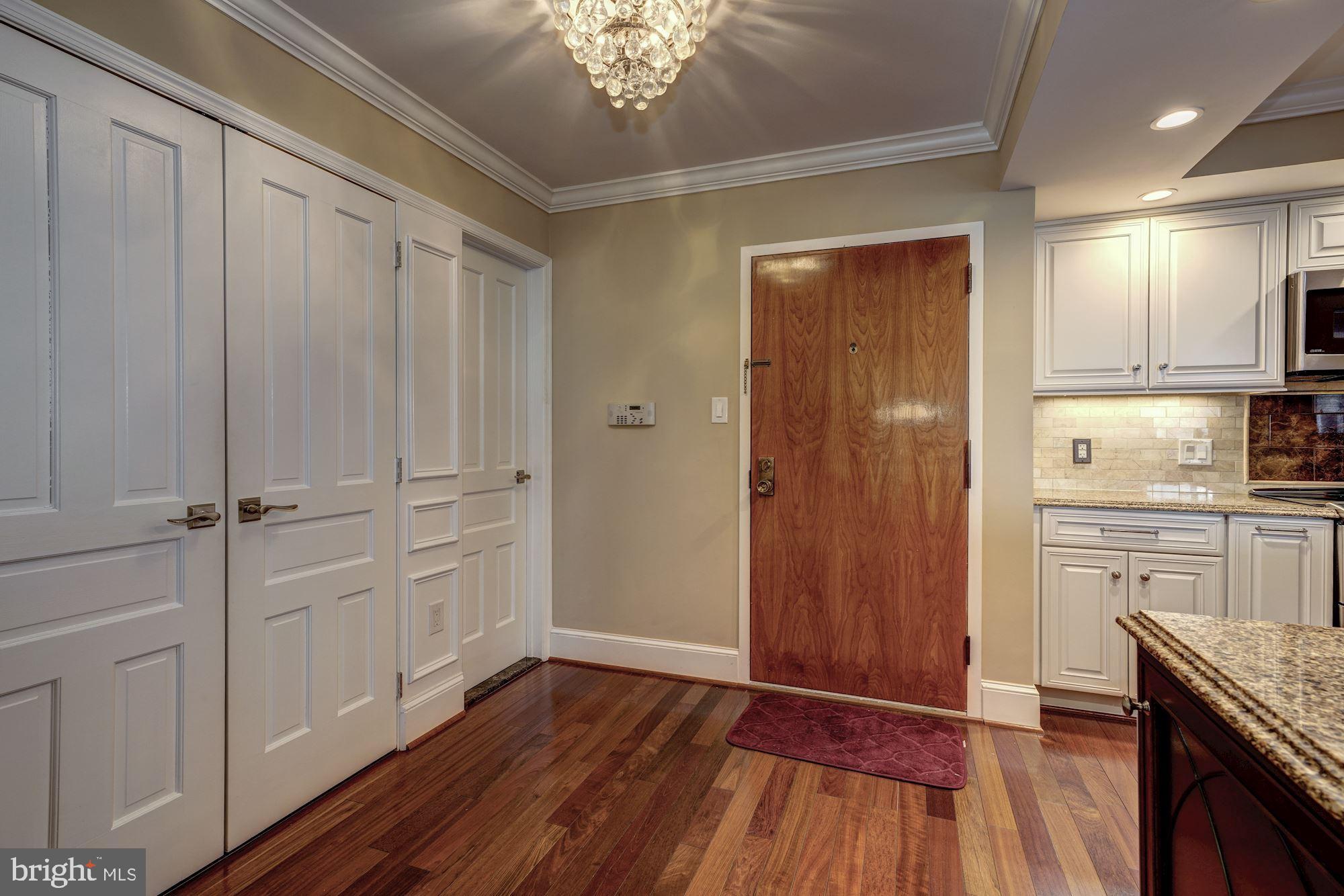 ARLINGTON RIDGE - Residential Lease