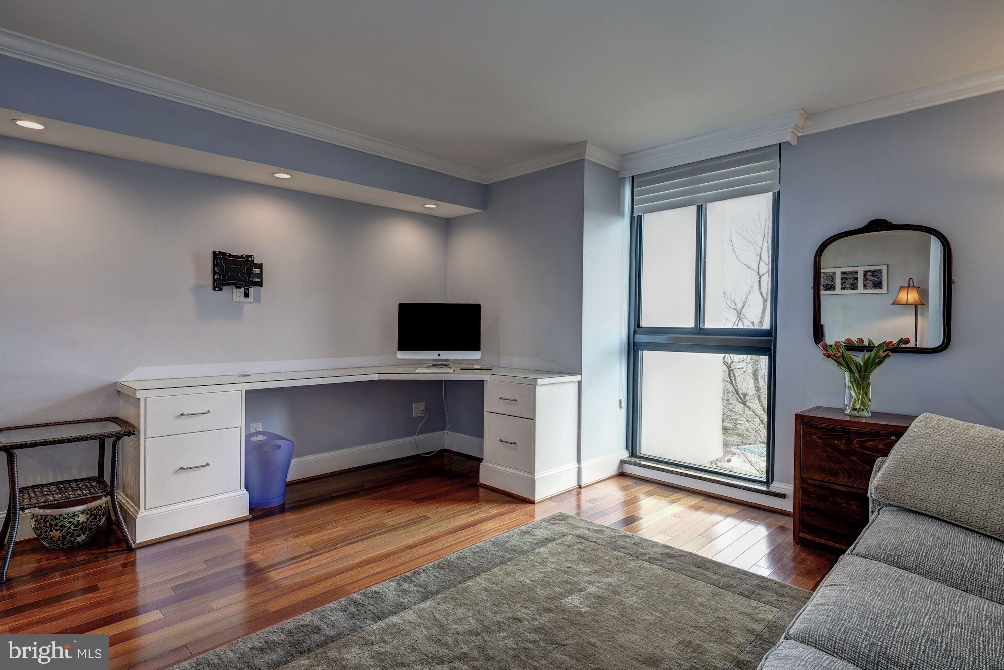 ARLINGTON RIDGE - Residential Lease