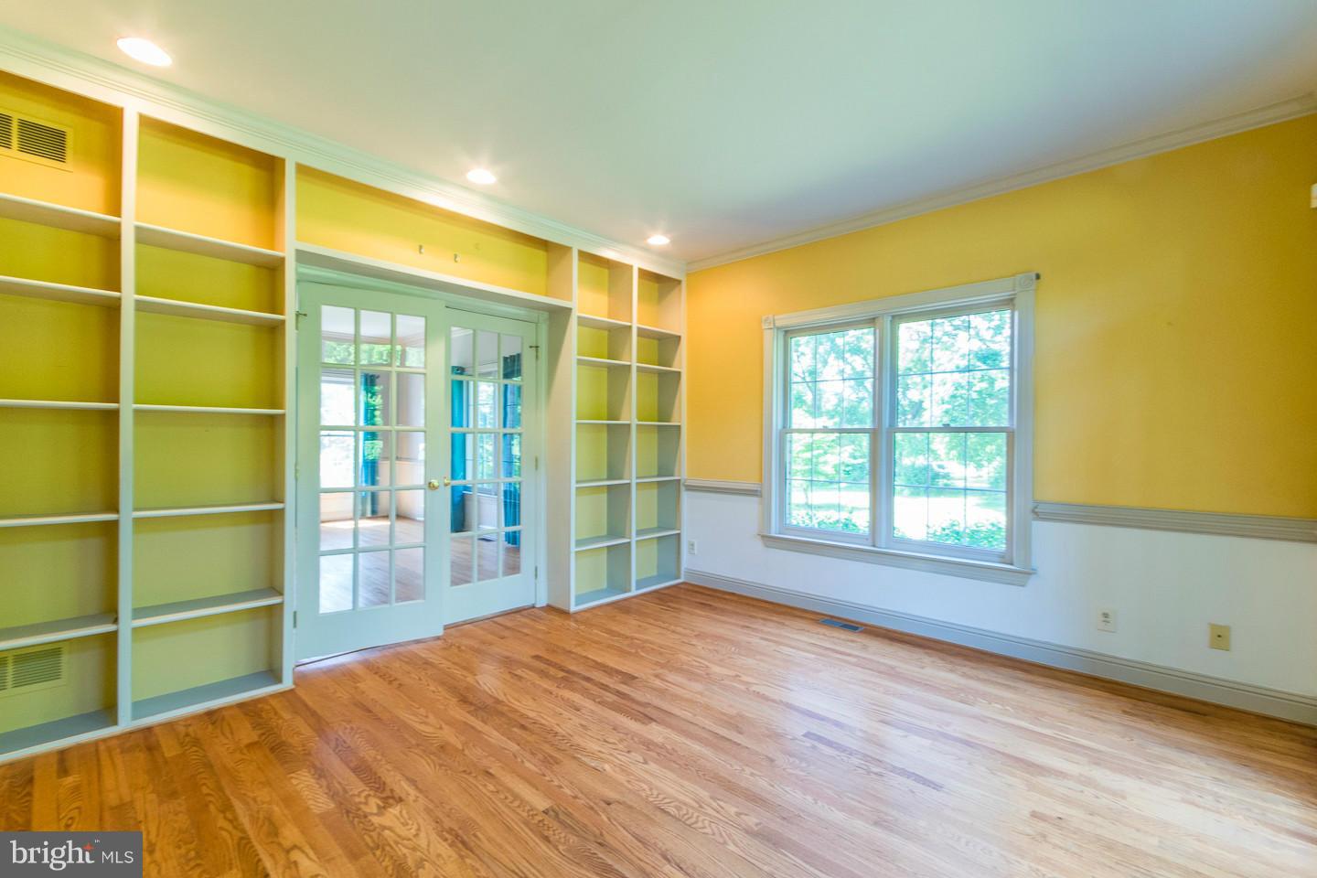 TUSCARORA SPRINGS - Residential