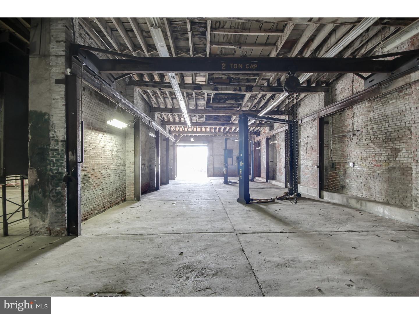 FISHTOWN - Commercial Sale
