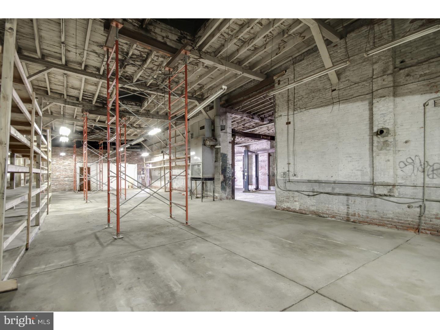 FISHTOWN - Commercial Sale