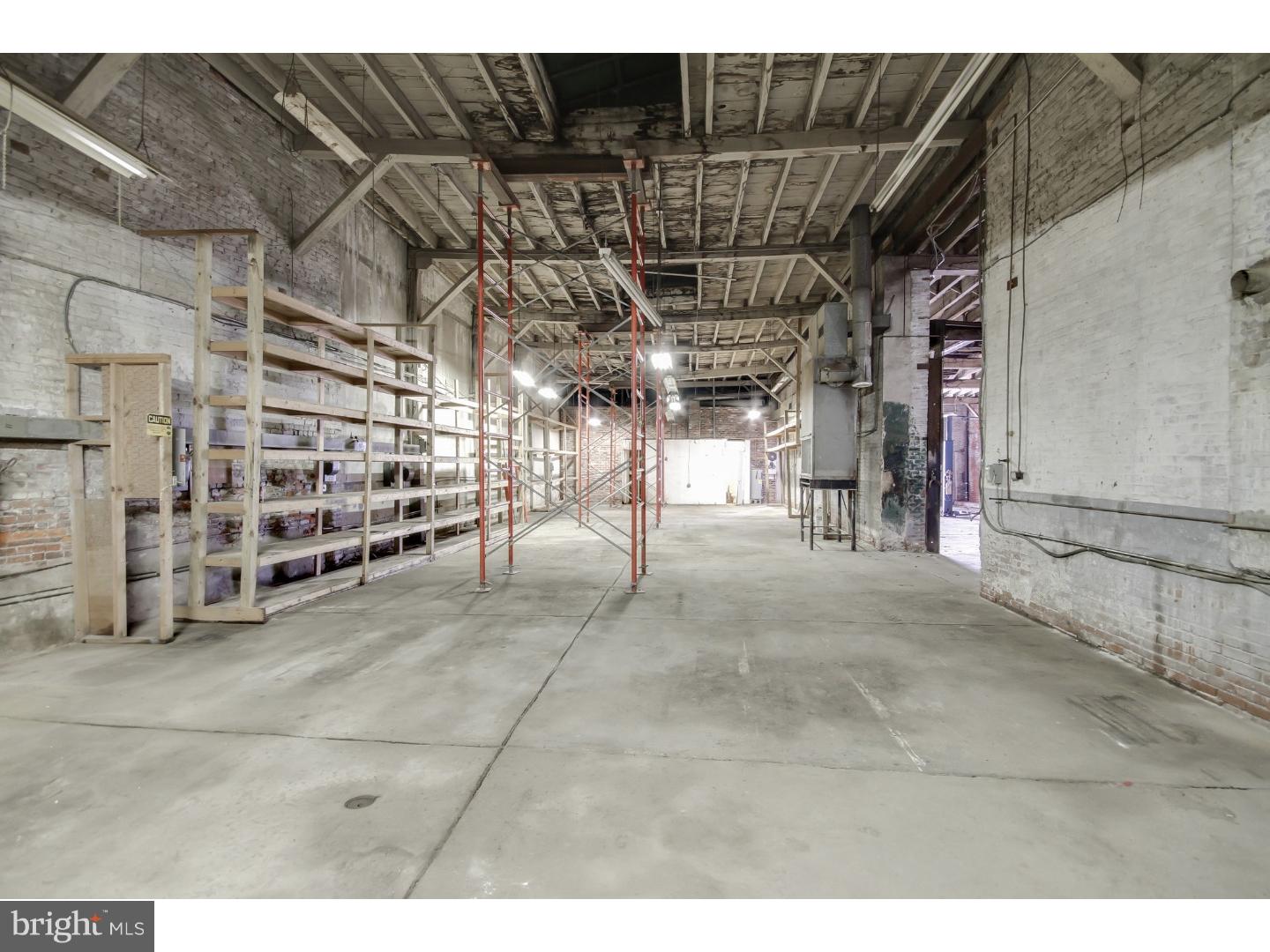 FISHTOWN - Commercial Sale