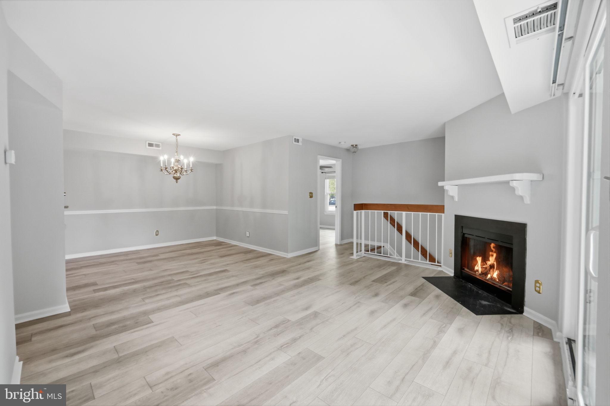 PONDS AT CENTREVILLE - Residential