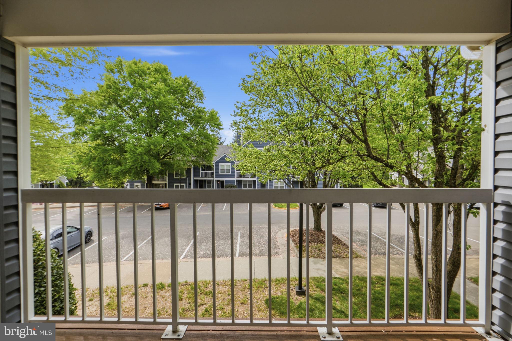 PONDS AT CENTREVILLE - Residential