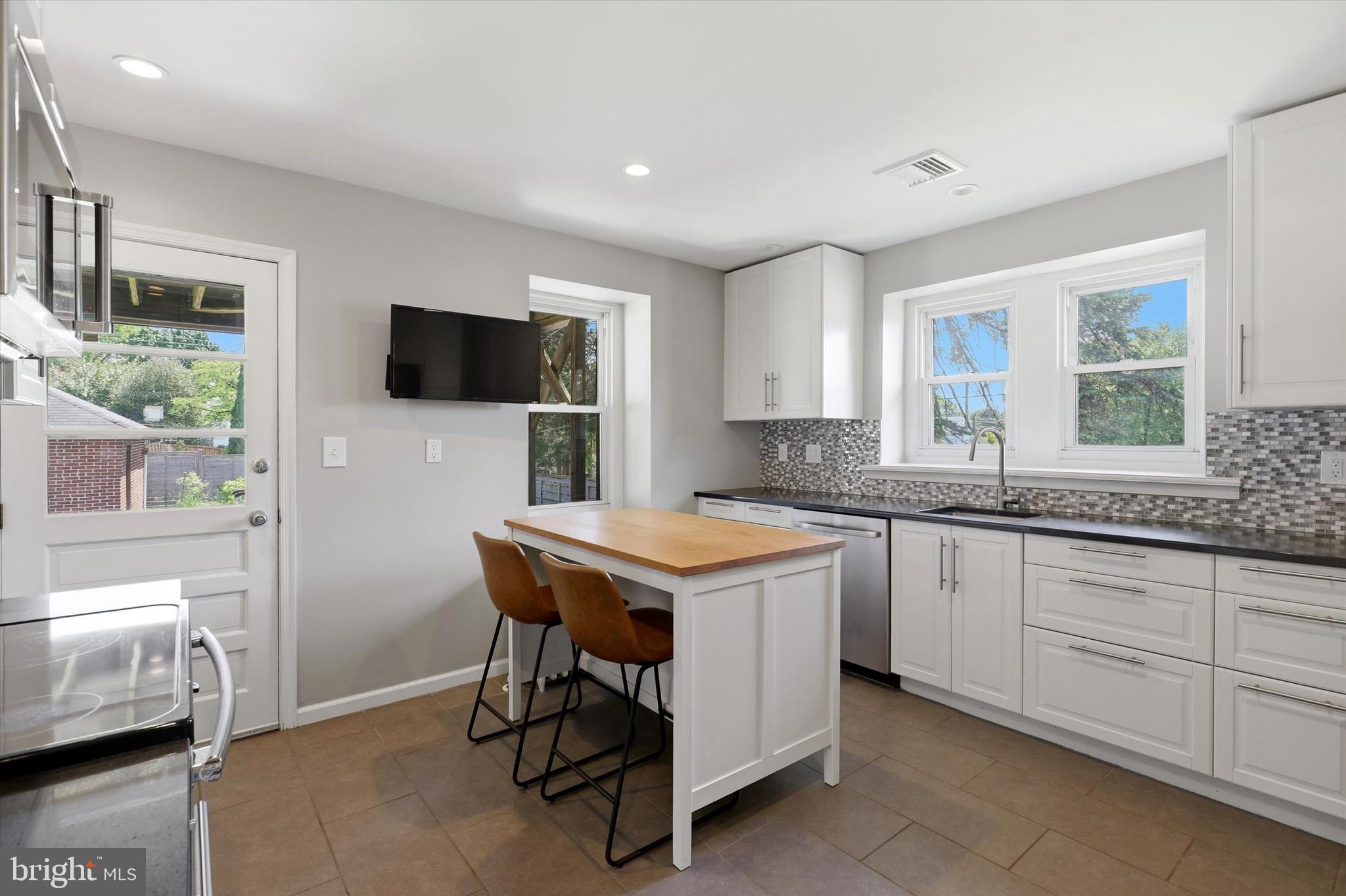 CEDAR HGTS - Residential