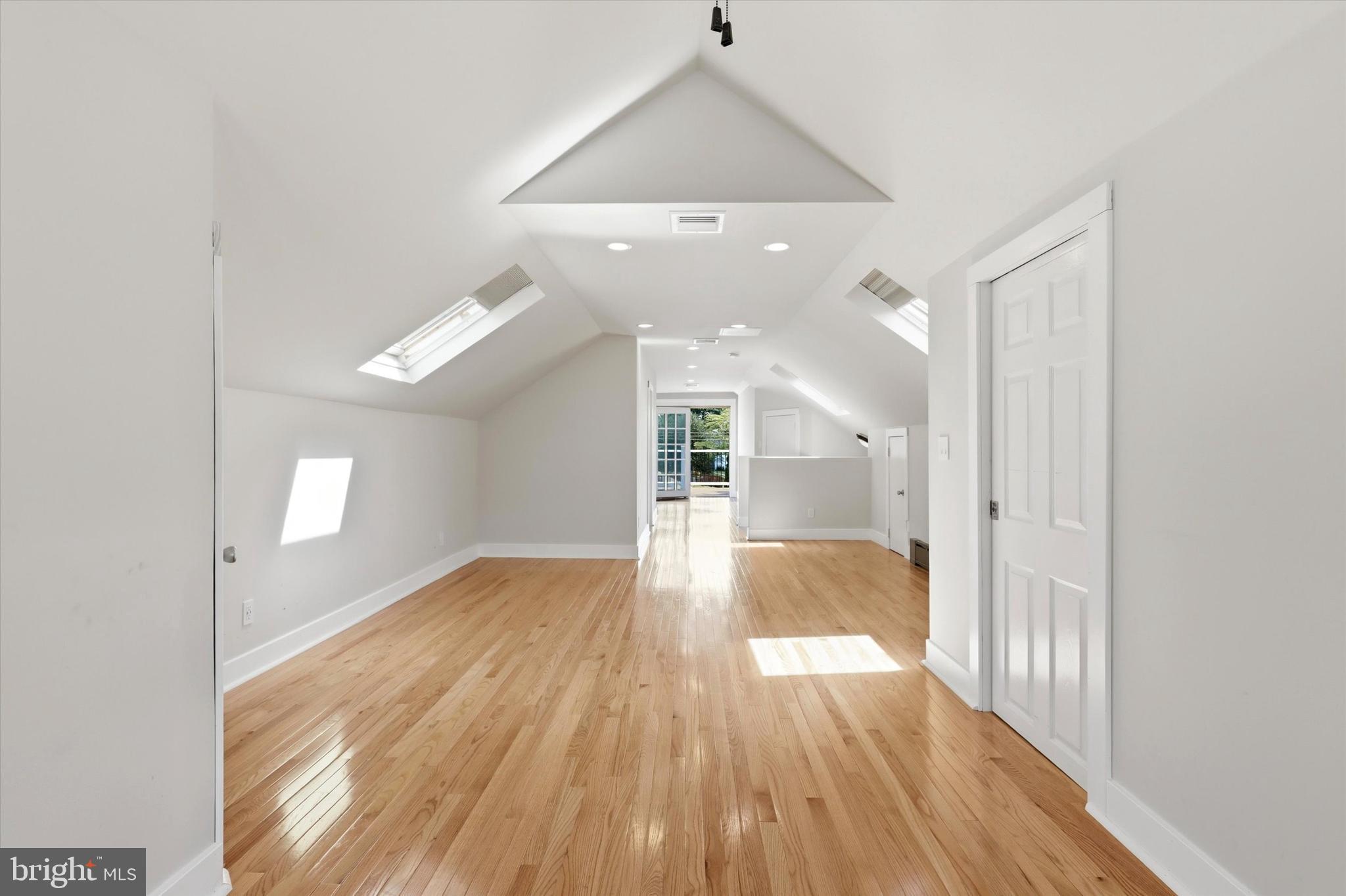 CEDAR HGTS - Residential
