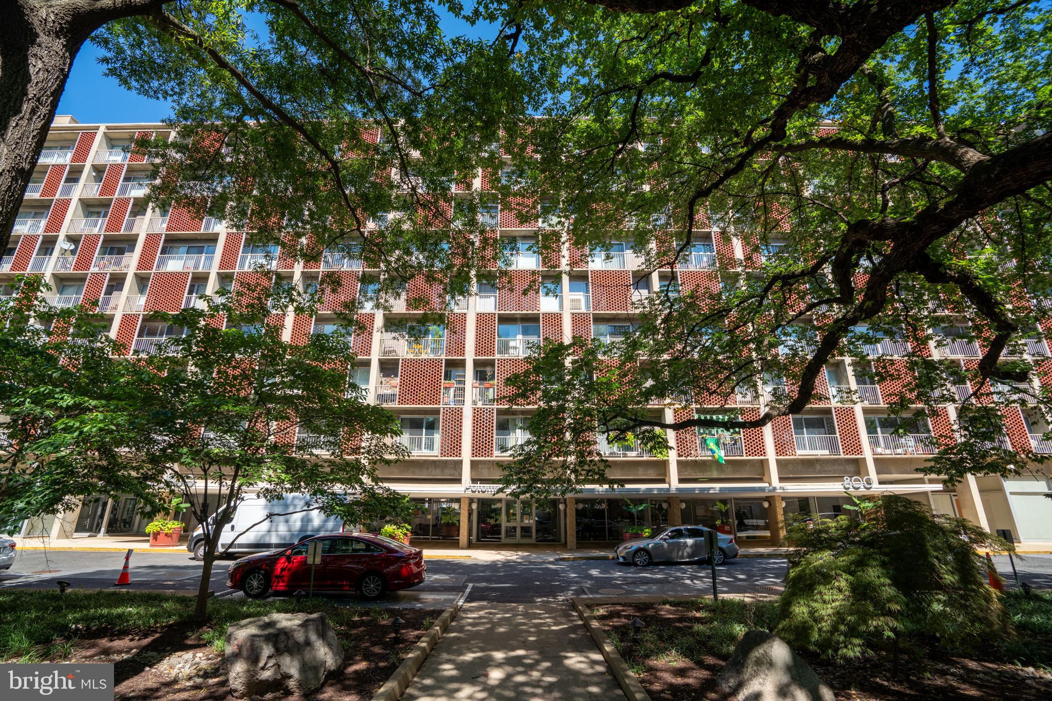 Photo 1 of 25 — 800 4TH STREET SW N609, WASHINGTON, DC 20024