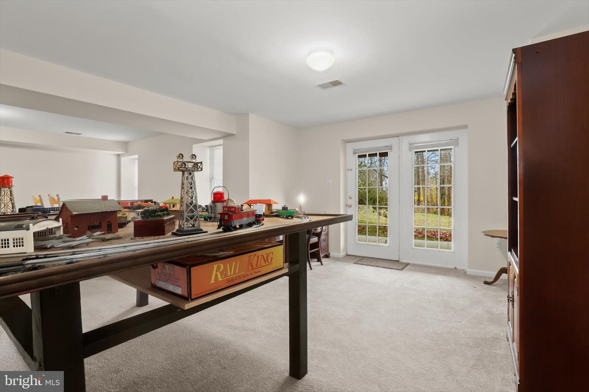 FOXHALL FARM - Residential