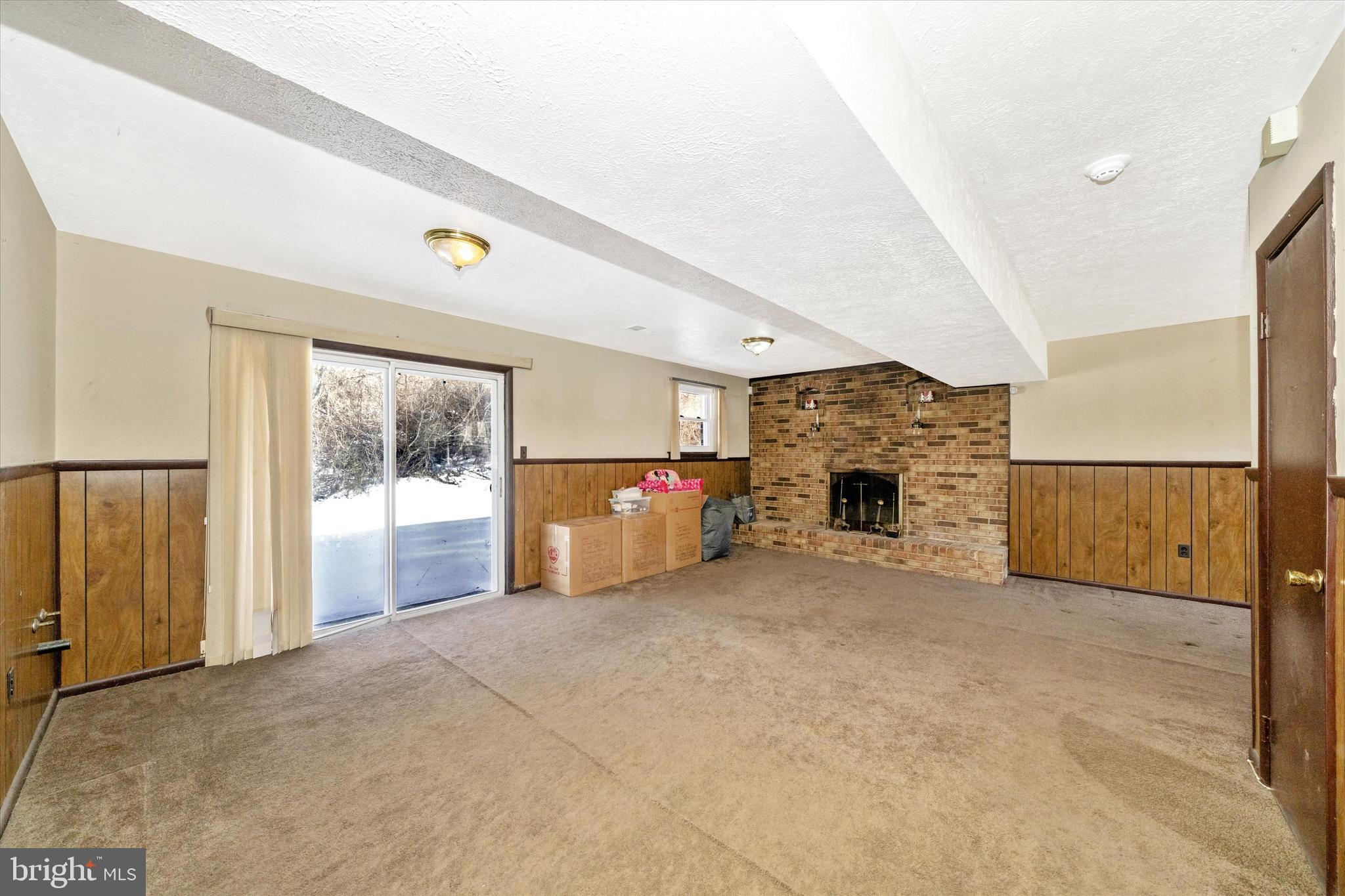 MURRAY HILL - Residential