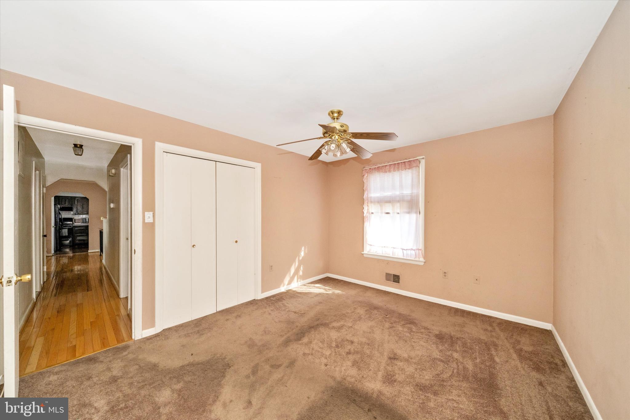 MURRAY HILL - Residential