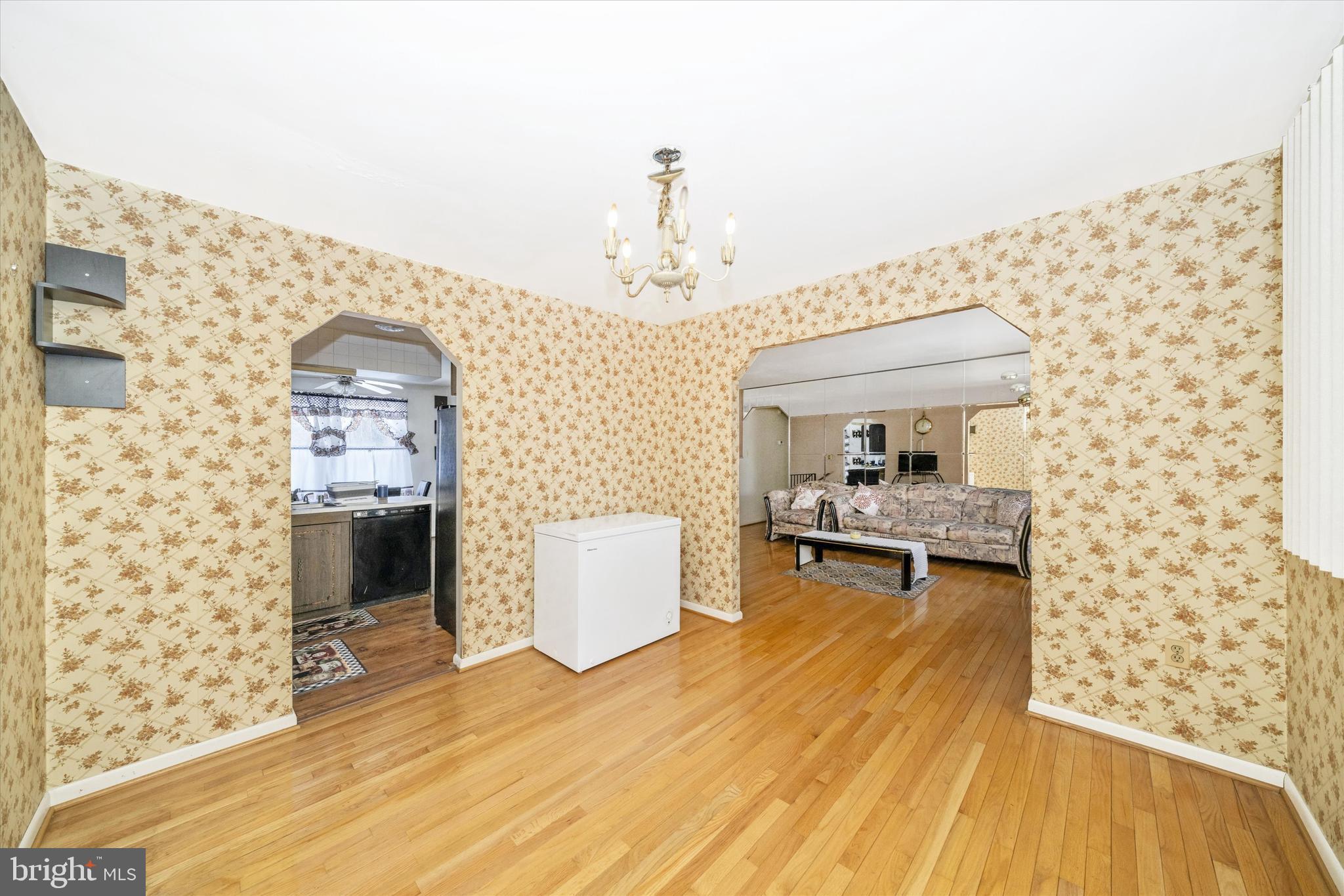 MURRAY HILL - Residential