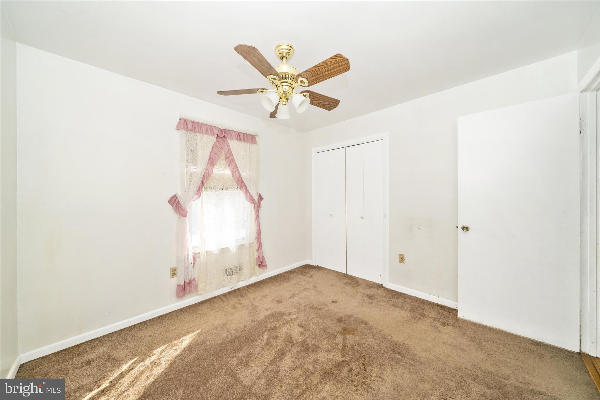 MURRAY HILL - Residential