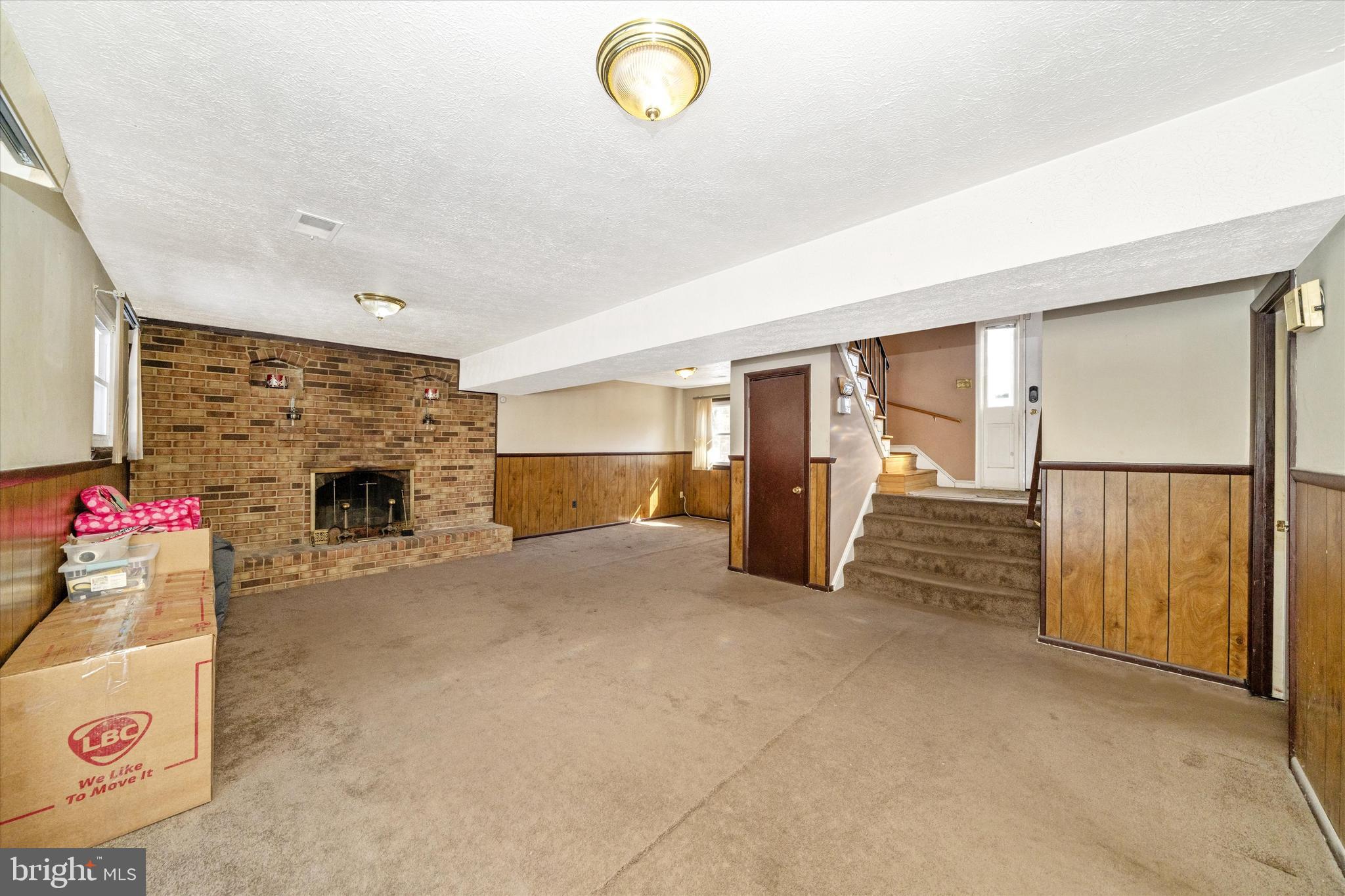 MURRAY HILL - Residential